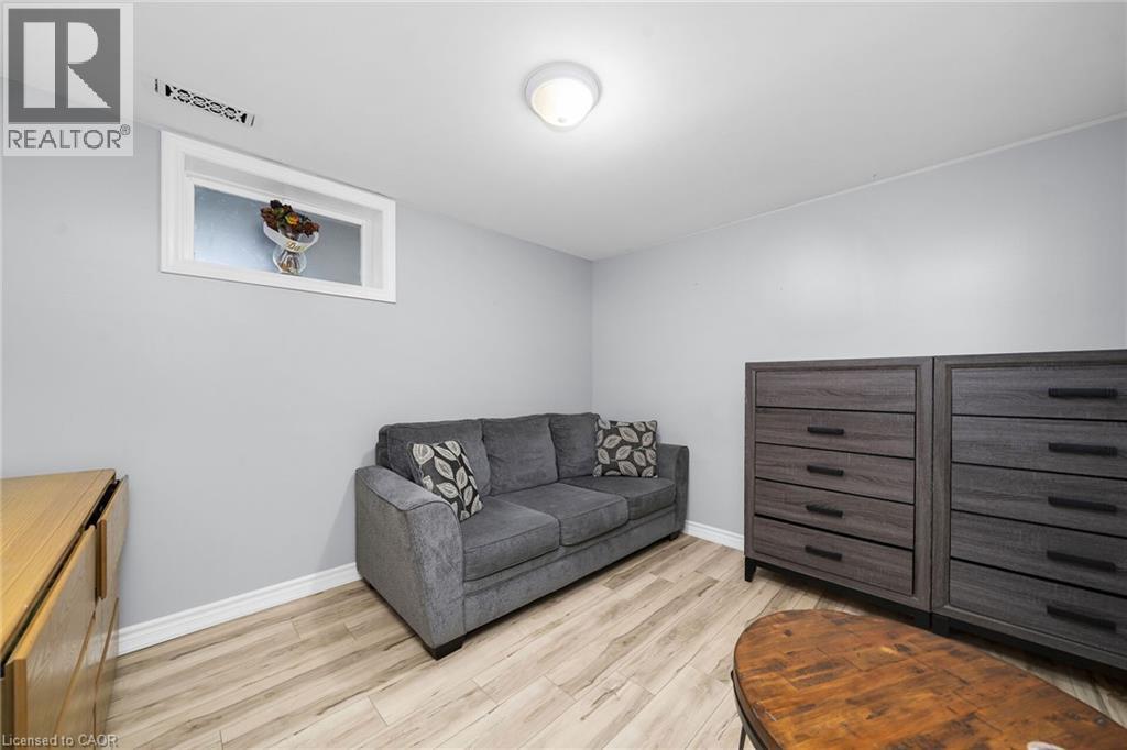 












5022 SIXTH Line

,
Erin,




Ontario
N0B1T0

