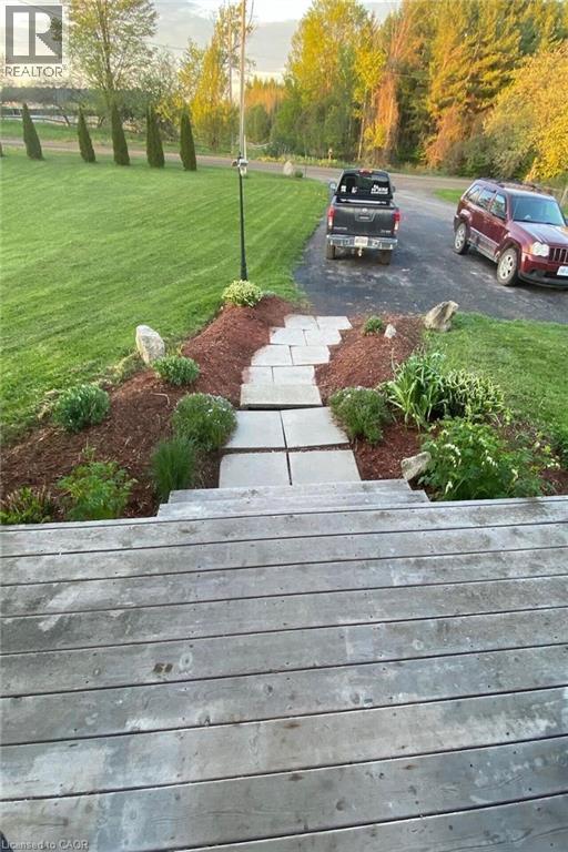 












5022 SIXTH Line

,
Erin,




Ontario
N0B1T0

