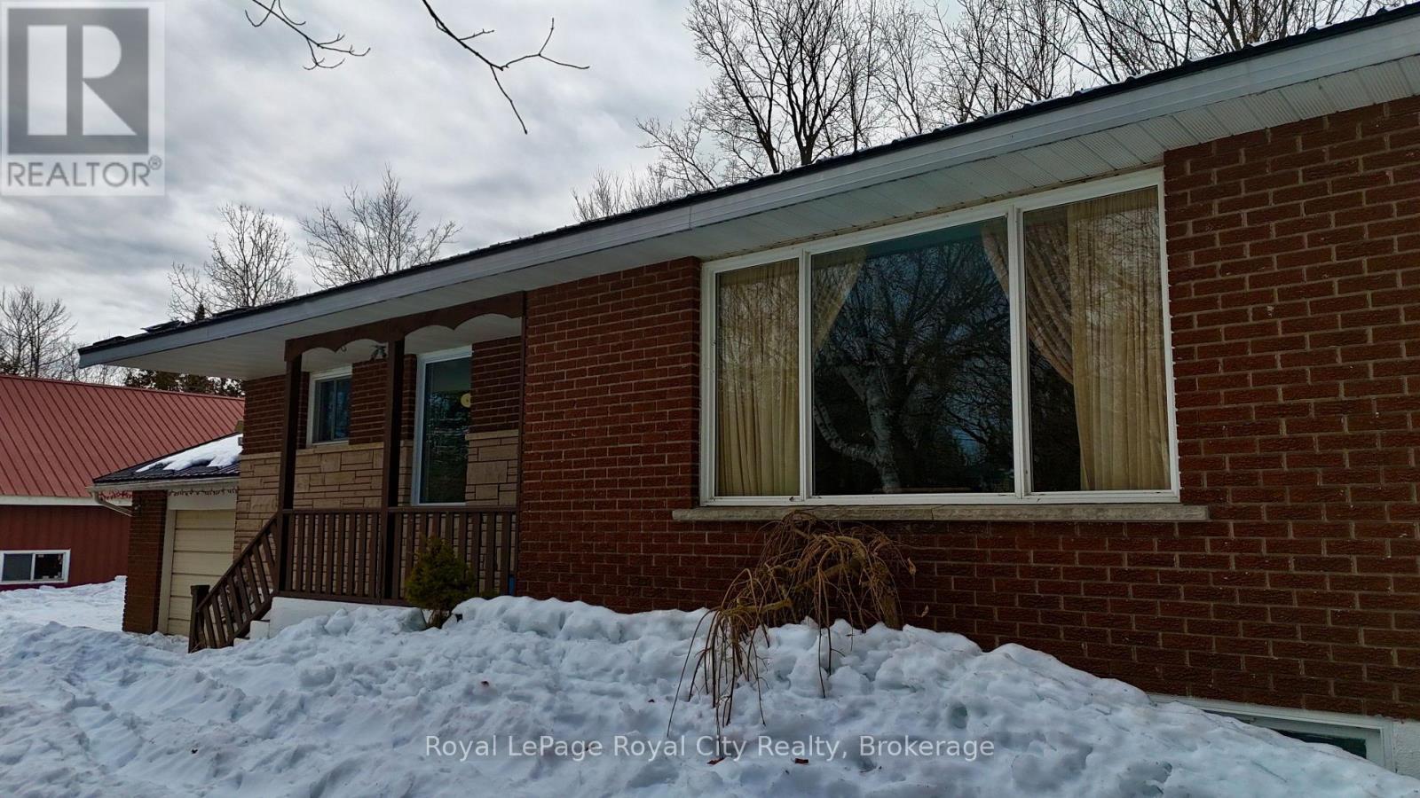 












3527 6 HIGHWAY

,
Northern Bruce Peninsula,




Ontario
N0H1W0

