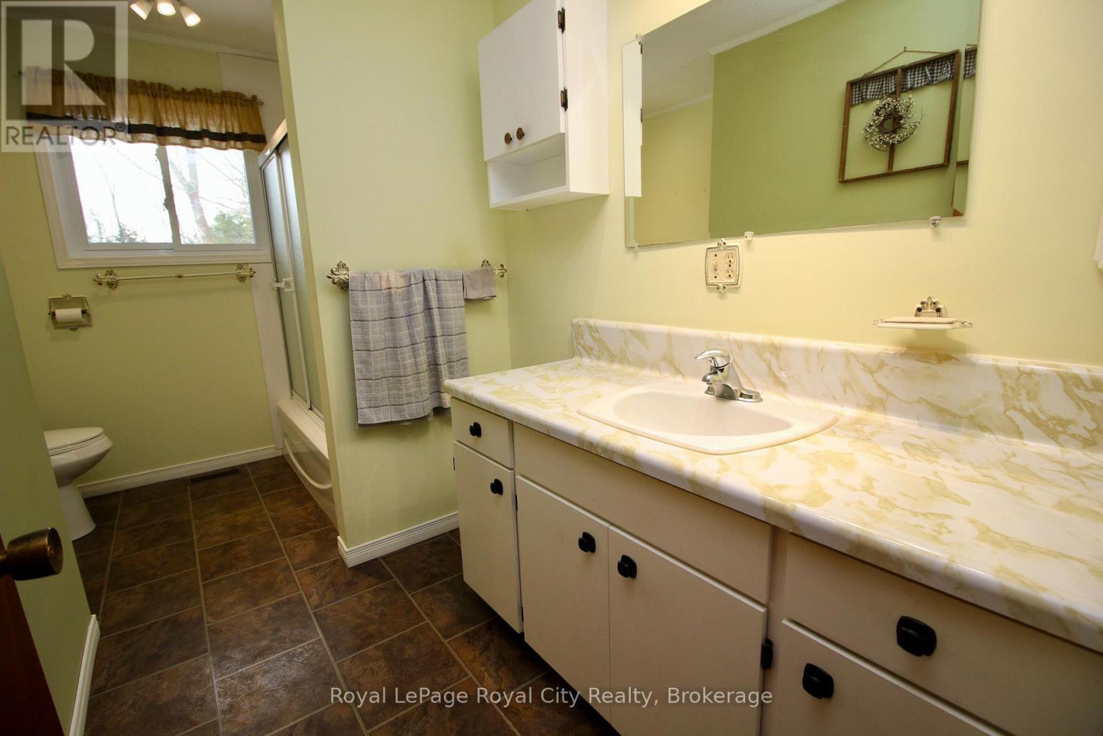 












3527 6 HIGHWAY

,
Northern Bruce Peninsula,




Ontario
N0H1W0

