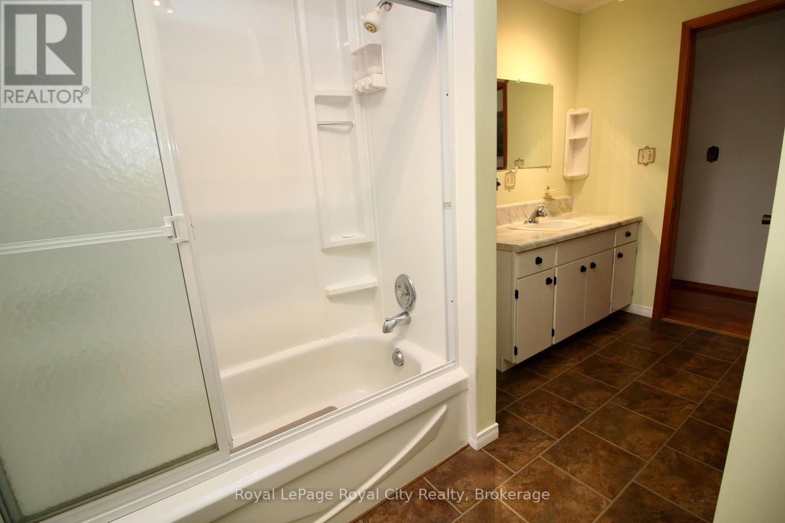 












3527 6 HIGHWAY

,
Northern Bruce Peninsula,




Ontario
N0H1W0

