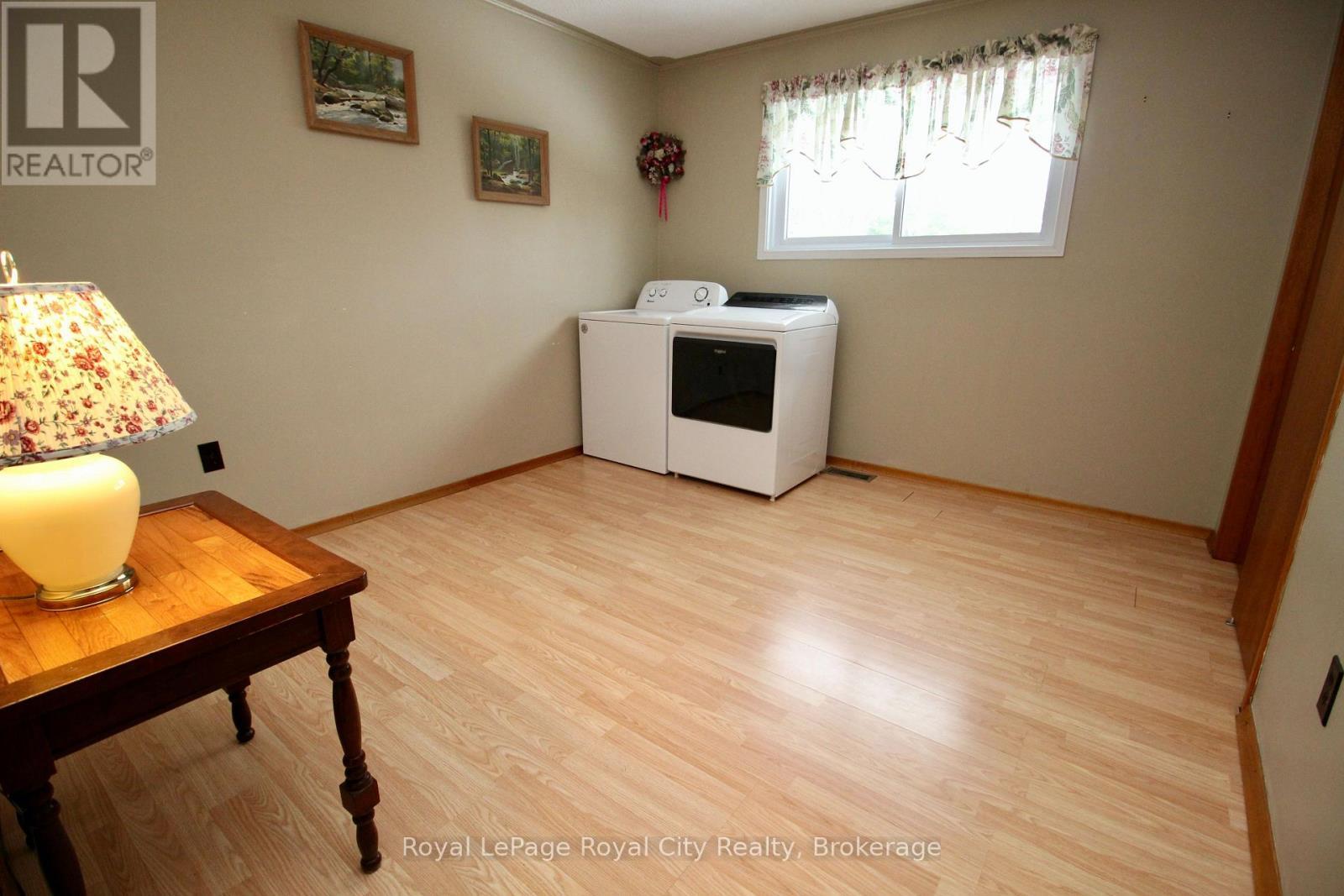 












3527 6 HIGHWAY

,
Northern Bruce Peninsula,




Ontario
N0H1W0

