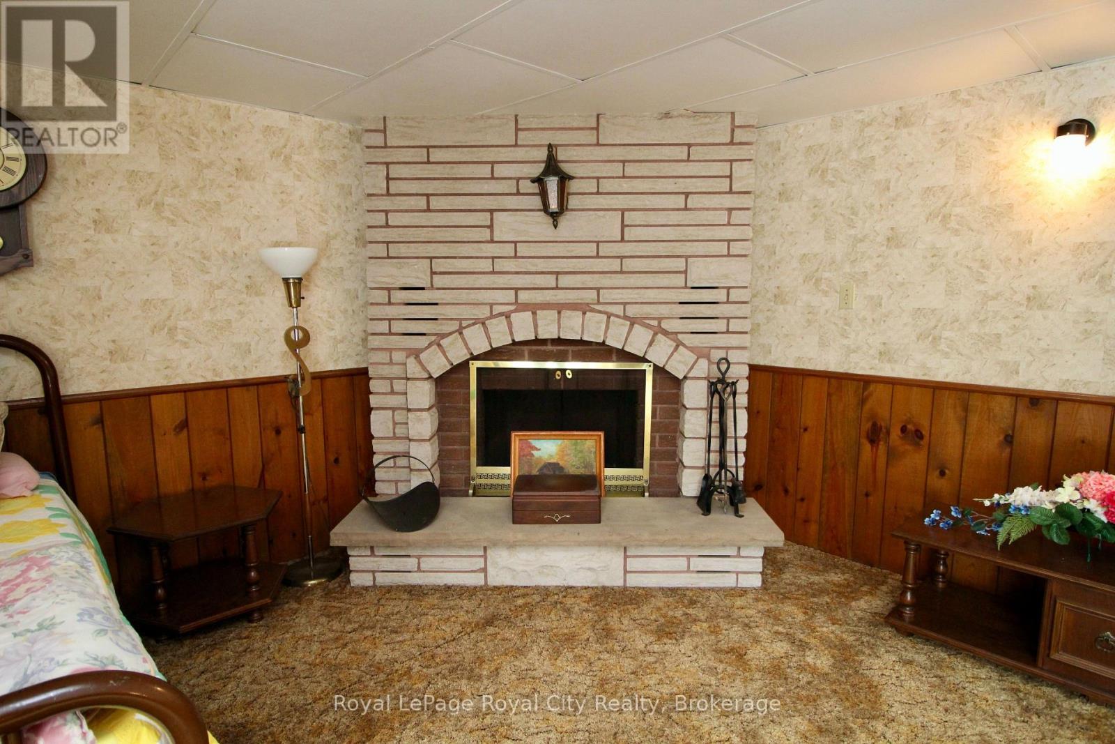 












3527 6 HIGHWAY

,
Northern Bruce Peninsula,




Ontario
N0H1W0

