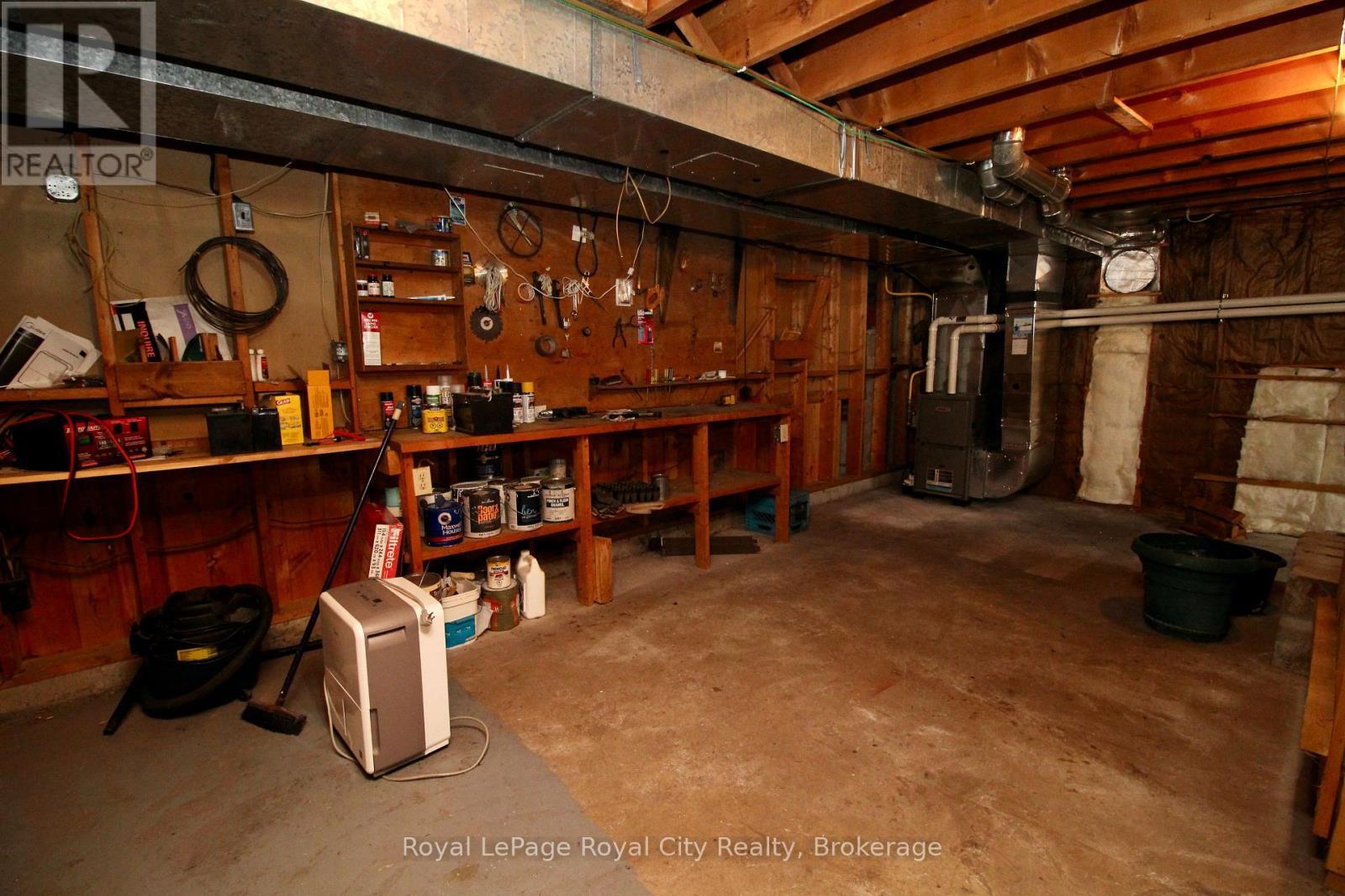 












3527 6 HIGHWAY

,
Northern Bruce Peninsula,




Ontario
N0H1W0

