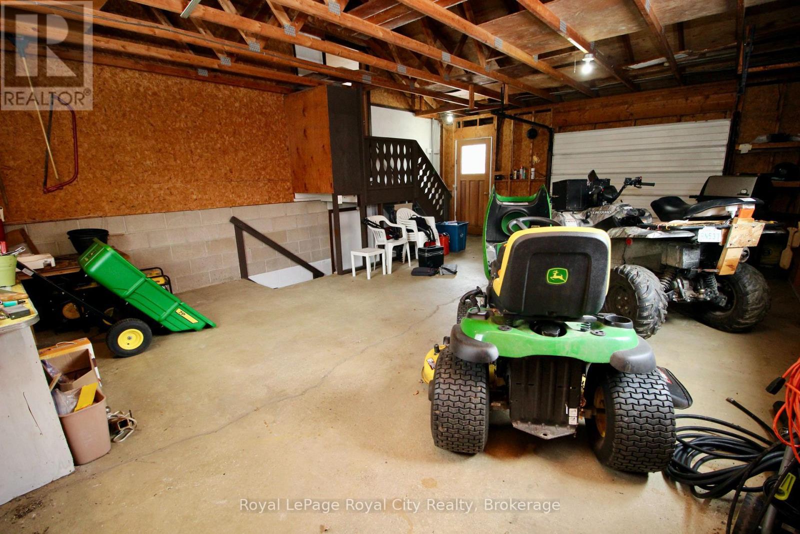 












3527 6 HIGHWAY

,
Northern Bruce Peninsula,




Ontario
N0H1W0

