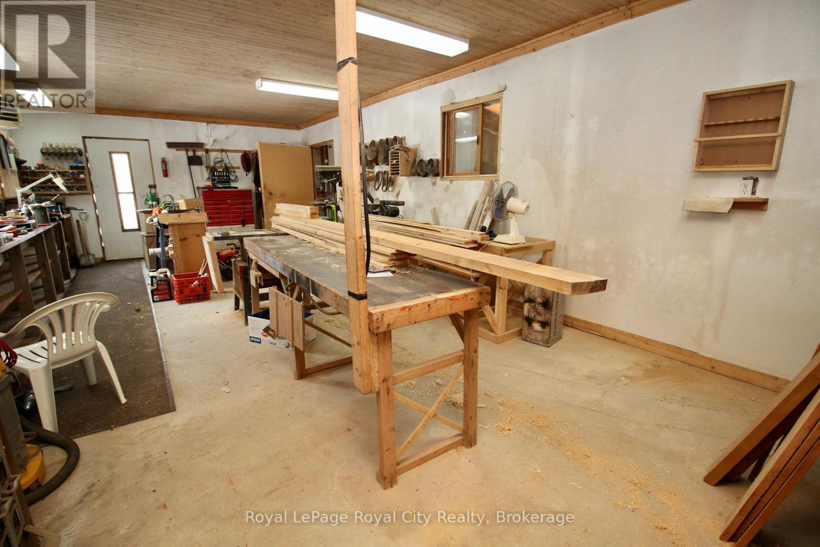 












3527 6 HIGHWAY

,
Northern Bruce Peninsula,




Ontario
N0H1W0

