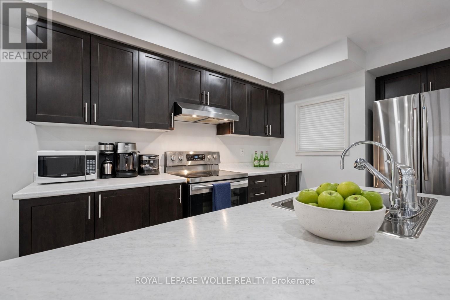 












390 LINDEN DRIVE

,
Cambridge,




Ontario
N3H0C6

