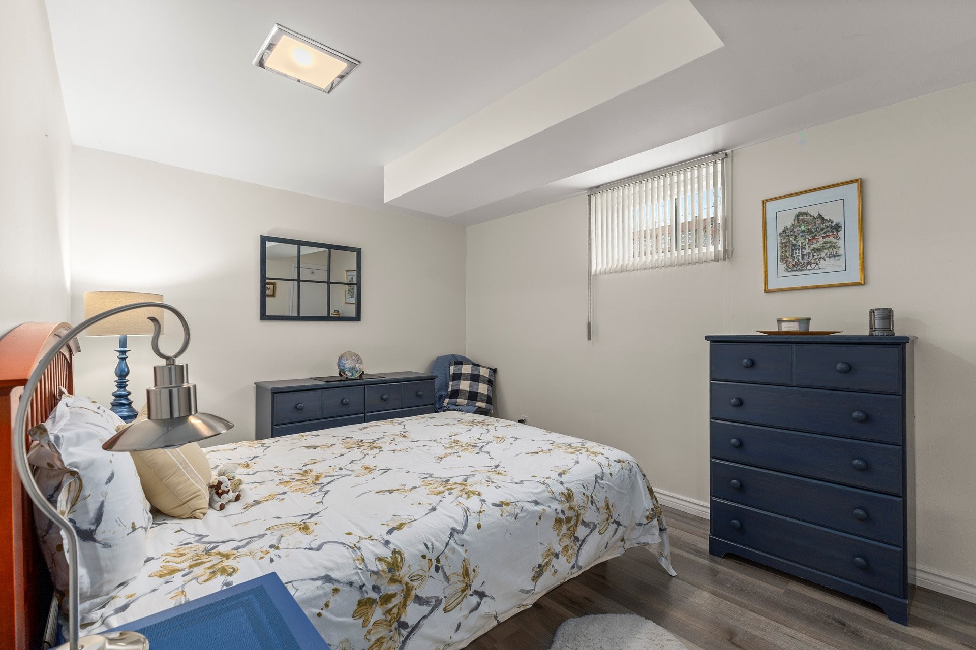 









215


Rue Shamrock

,
Pincourt,




QC
J7V3W3

