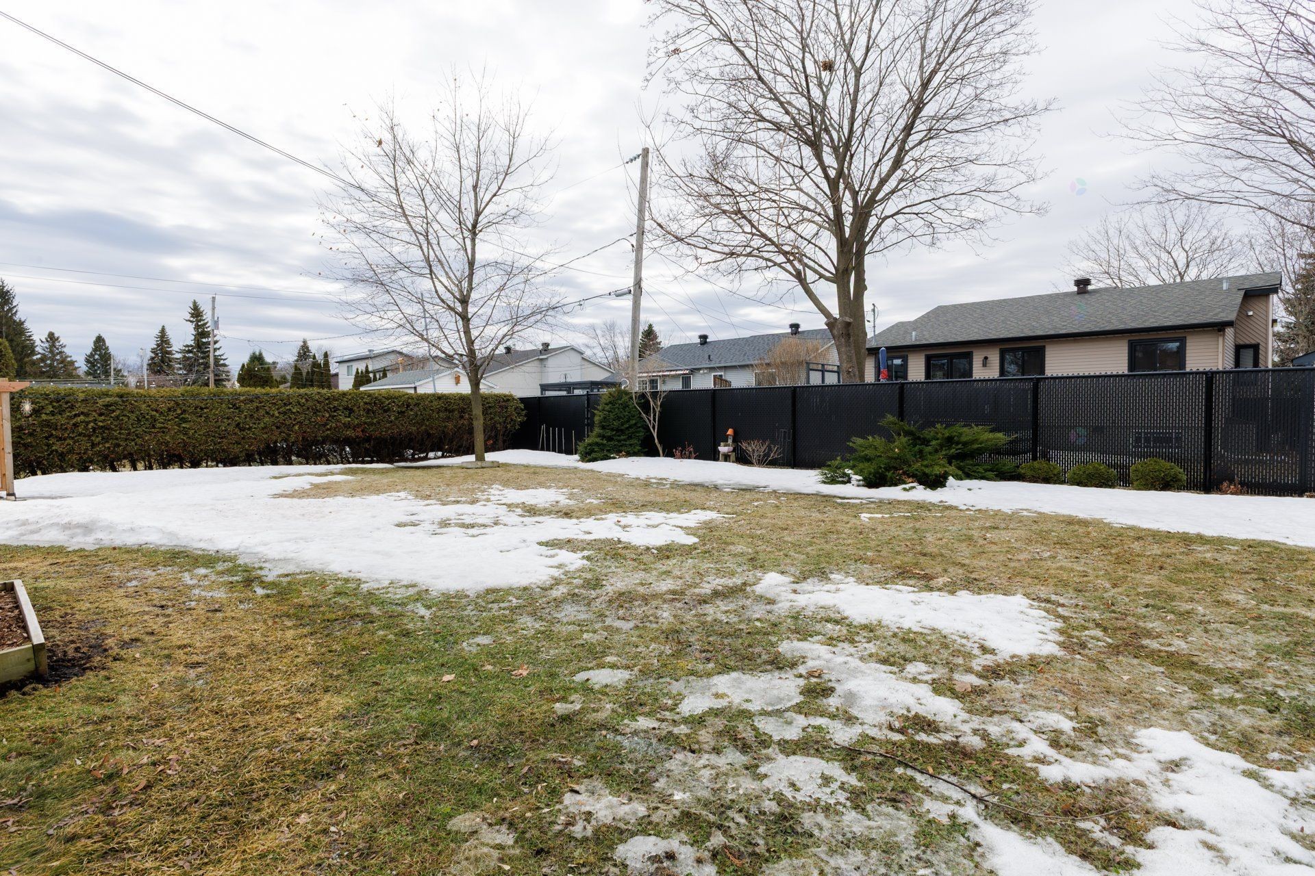 









215


Rue Shamrock

,
Pincourt,




QC
J7V3W3

