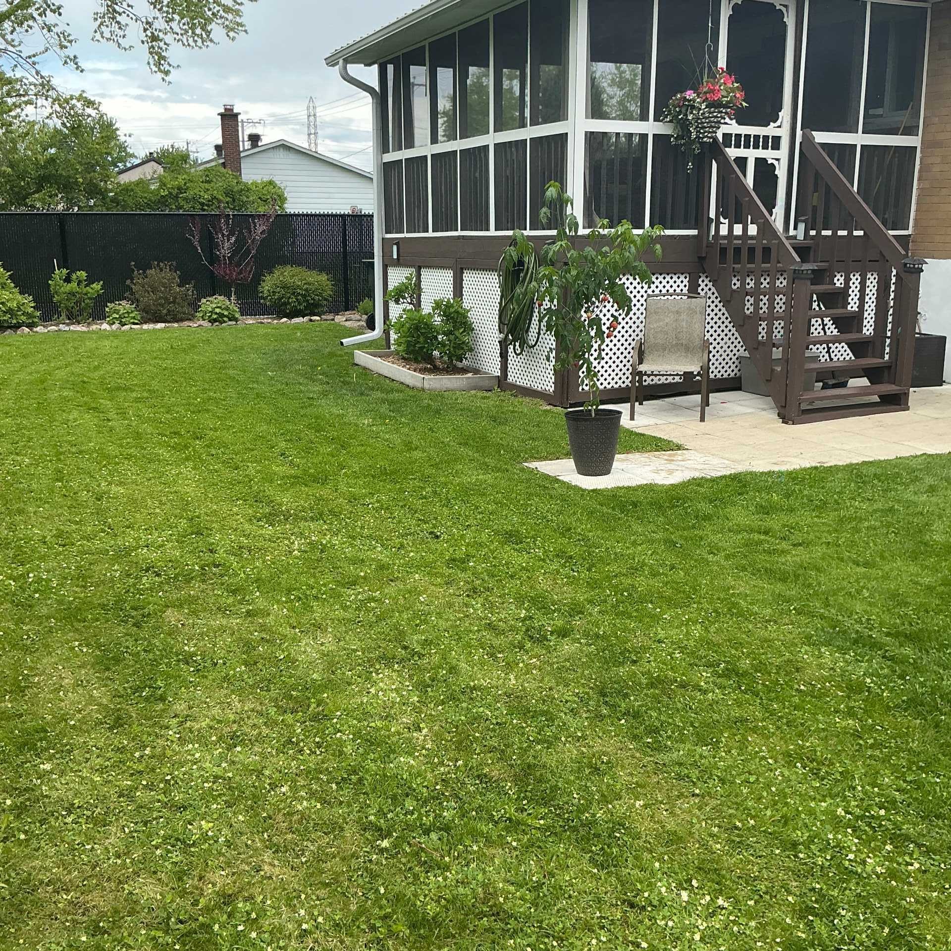 









215


Rue Shamrock

,
Pincourt,




QC
J7V3W3

