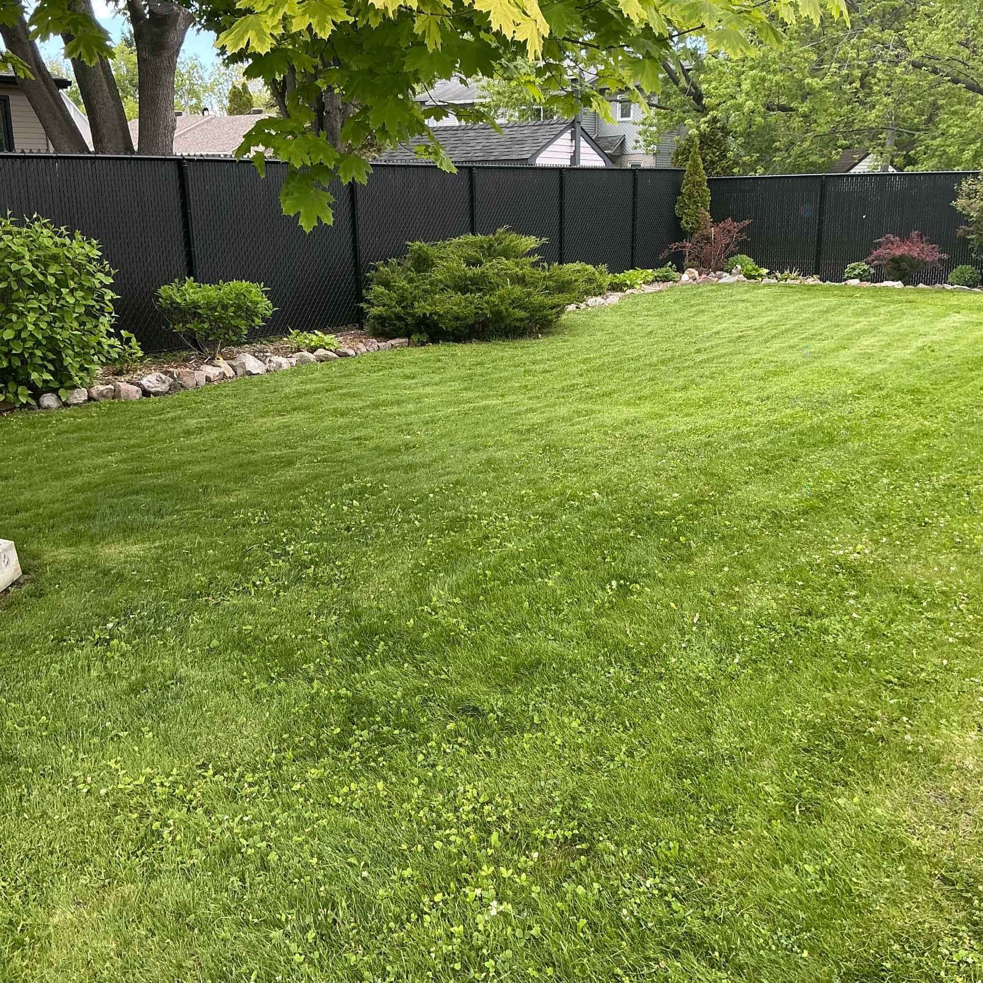 









215


Rue Shamrock

,
Pincourt,




QC
J7V3W3

