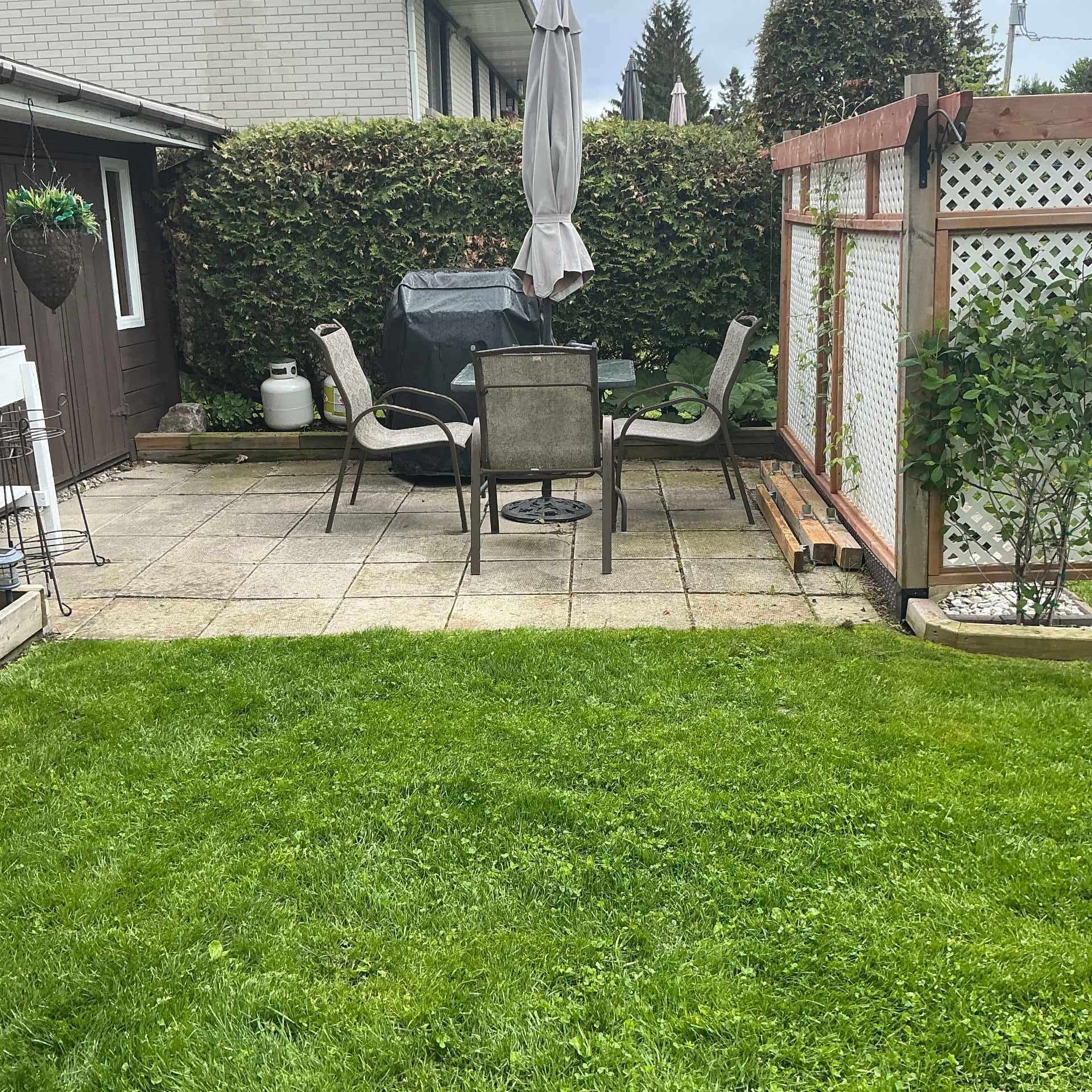 









215


Rue Shamrock

,
Pincourt,




QC
J7V3W3

