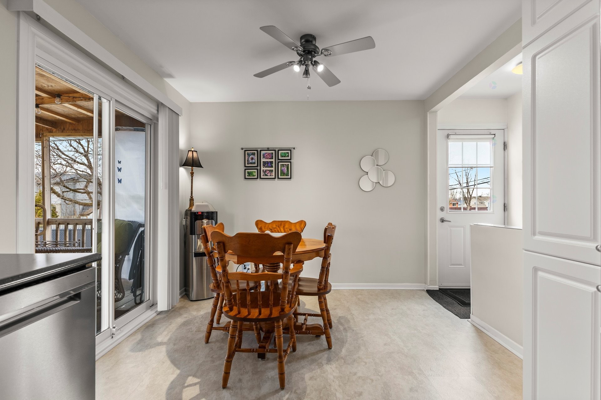 









215


Rue Shamrock

,
Pincourt,




QC
J7V3W3

