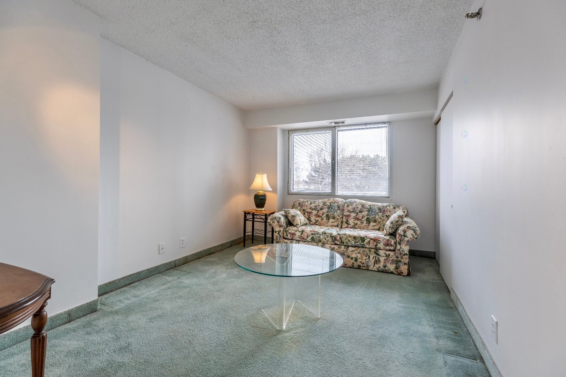 









8255


Boul. St-Laurent

, 204,
Brossard,




QC
J4X2A7

