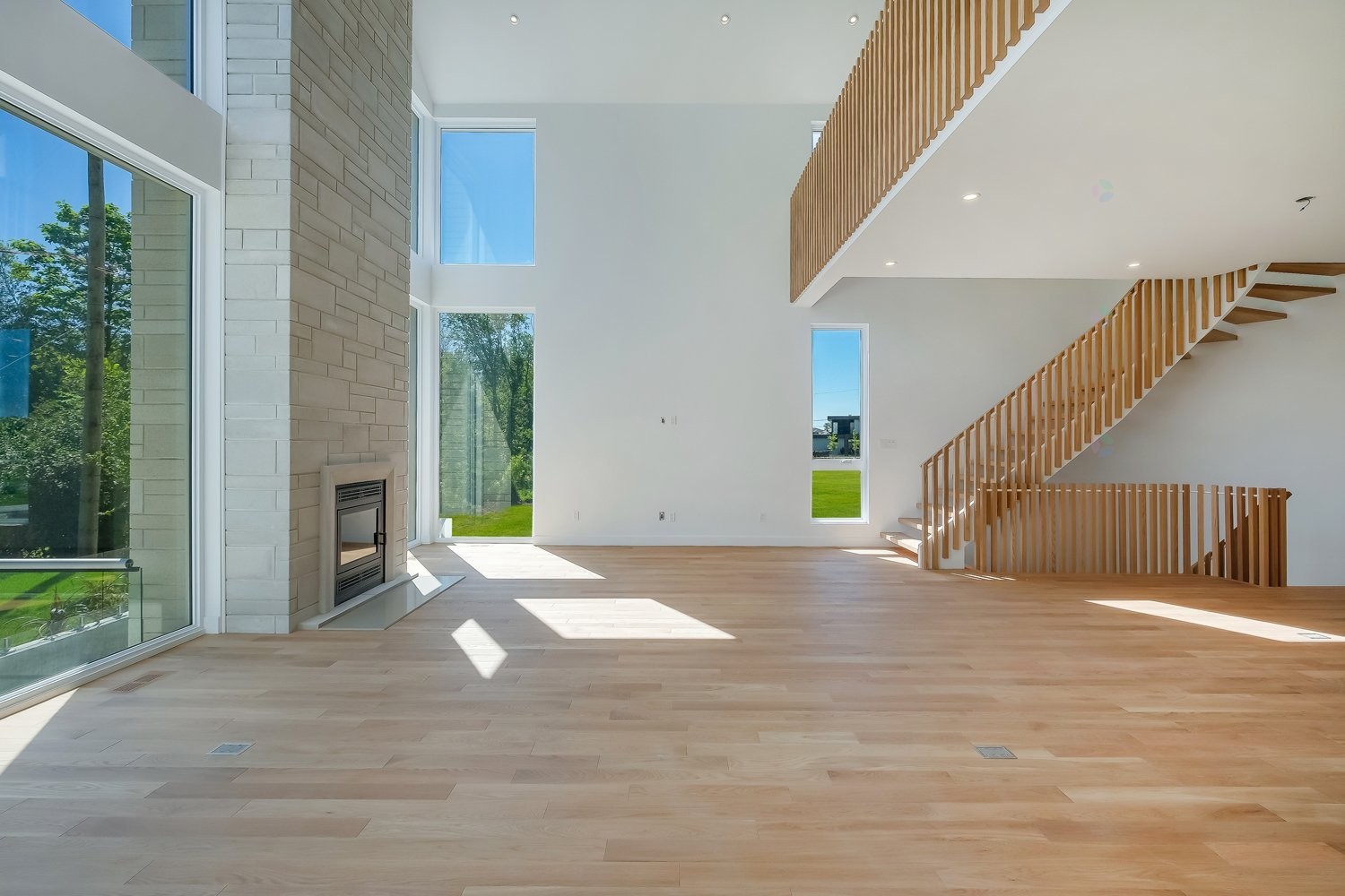 









4010


Rue de la Fougère

,
Saint-Bruno-de-Montarville,




QC
J3V4P6

