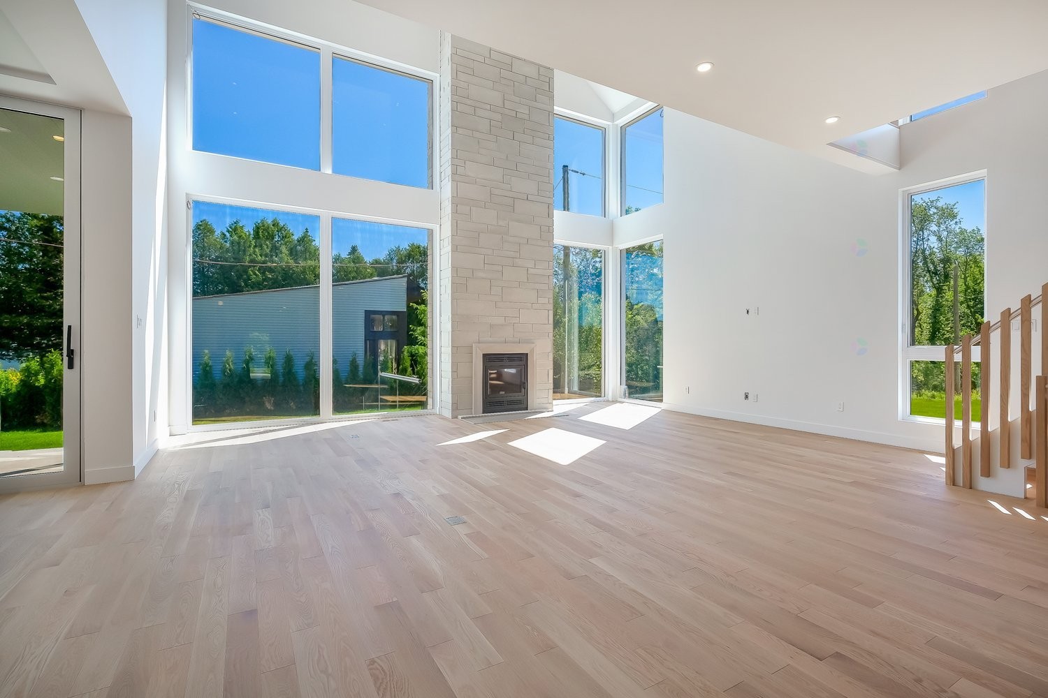 









4010


Rue de la Fougère

,
Saint-Bruno-de-Montarville,




QC
J3V4P6

