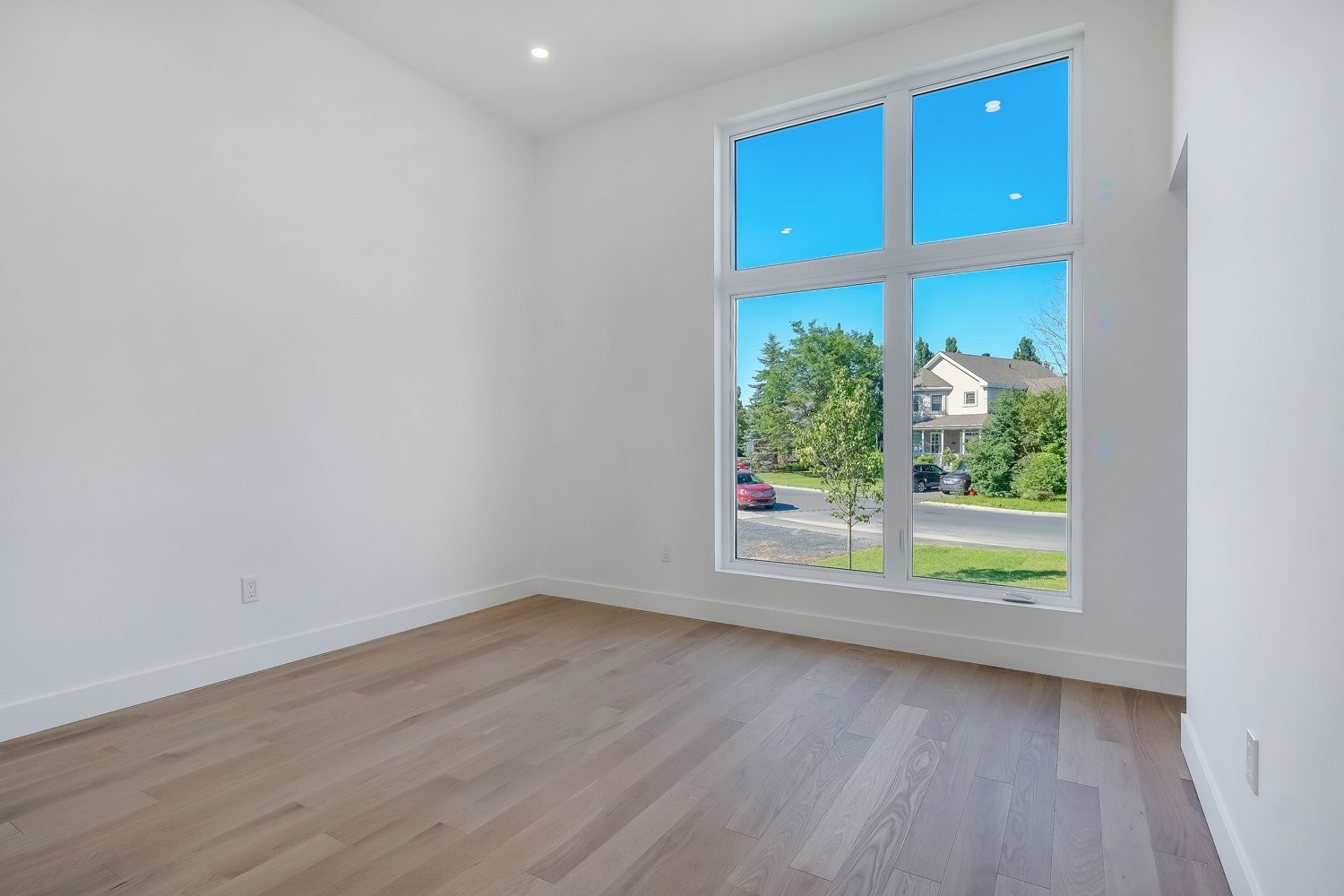 









4010


Rue de la Fougère

,
Saint-Bruno-de-Montarville,




QC
J3V4P6

