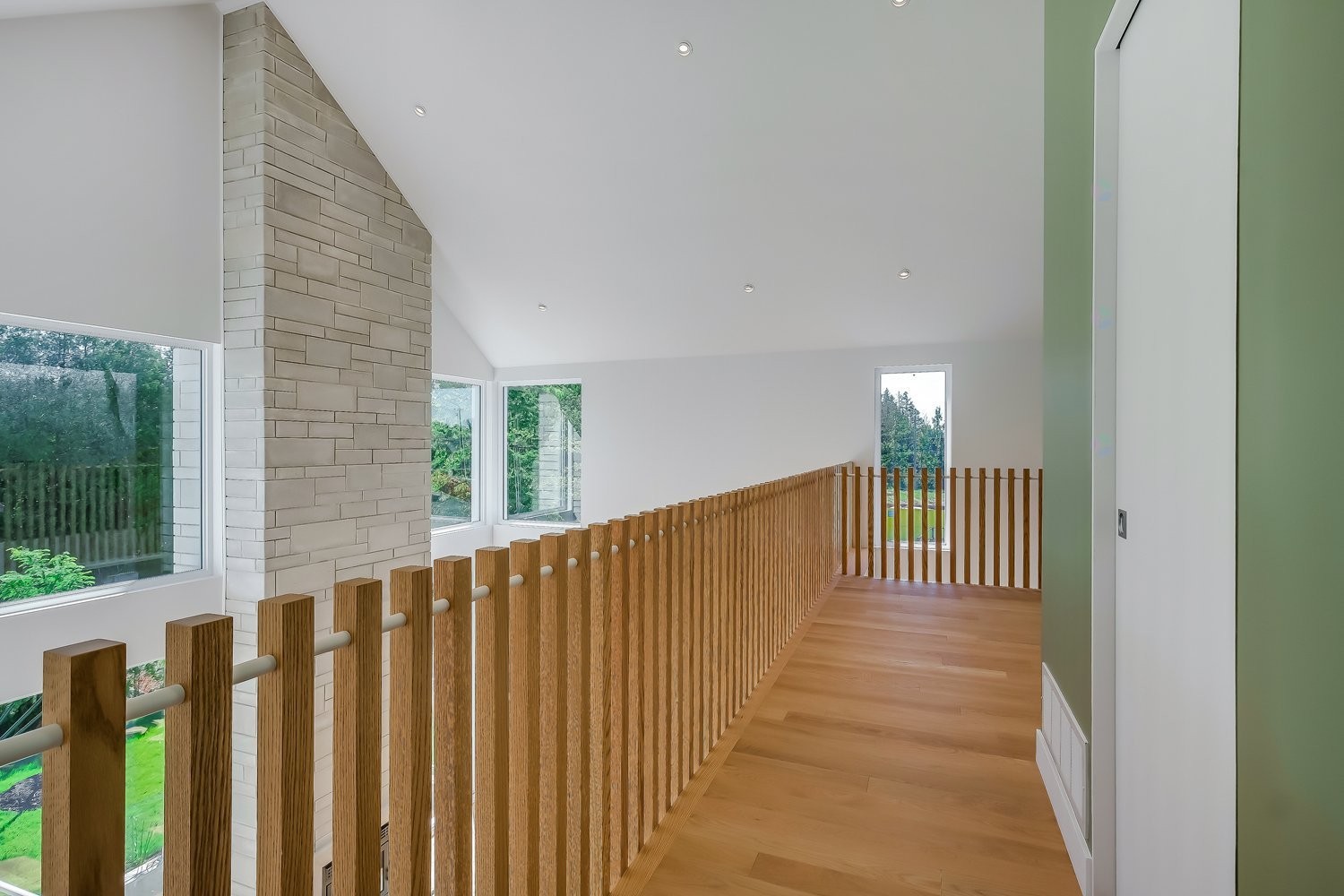 









4010


Rue de la Fougère

,
Saint-Bruno-de-Montarville,




QC
J3V4P6

