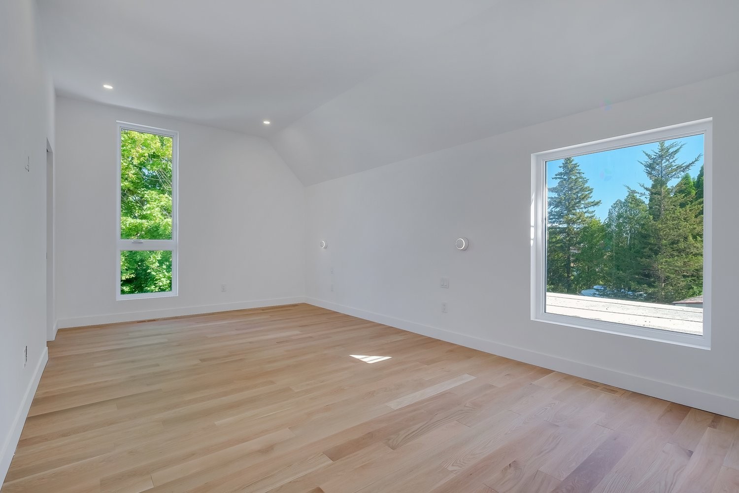 









4010


Rue de la Fougère

,
Saint-Bruno-de-Montarville,




QC
J3V4P6

