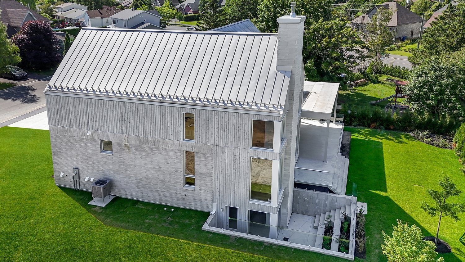 









4010


Rue de la Fougère

,
Saint-Bruno-de-Montarville,




QC
J3V4P6

