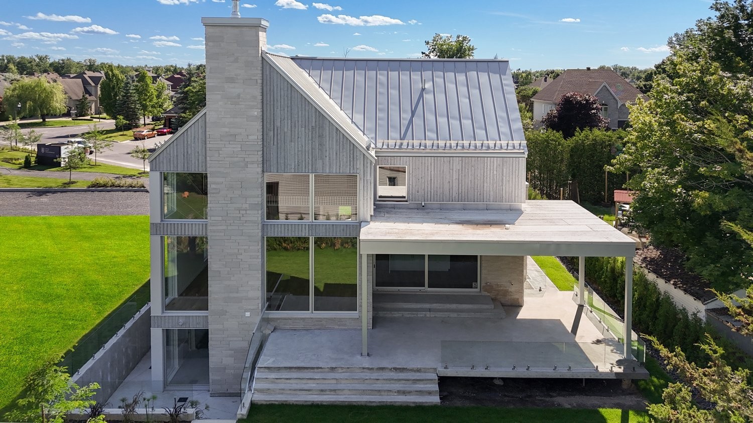 









4010


Rue de la Fougère

,
Saint-Bruno-de-Montarville,




QC
J3V4P6

