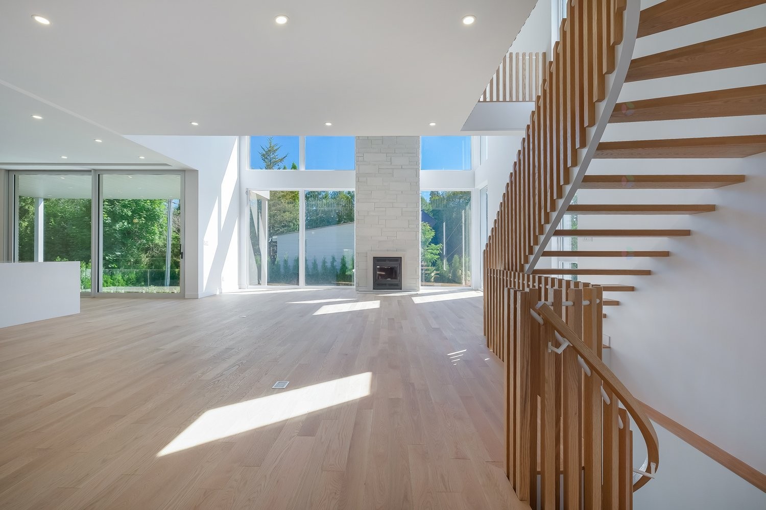 









4010


Rue de la Fougère

,
Saint-Bruno-de-Montarville,




QC
J3V4P6

