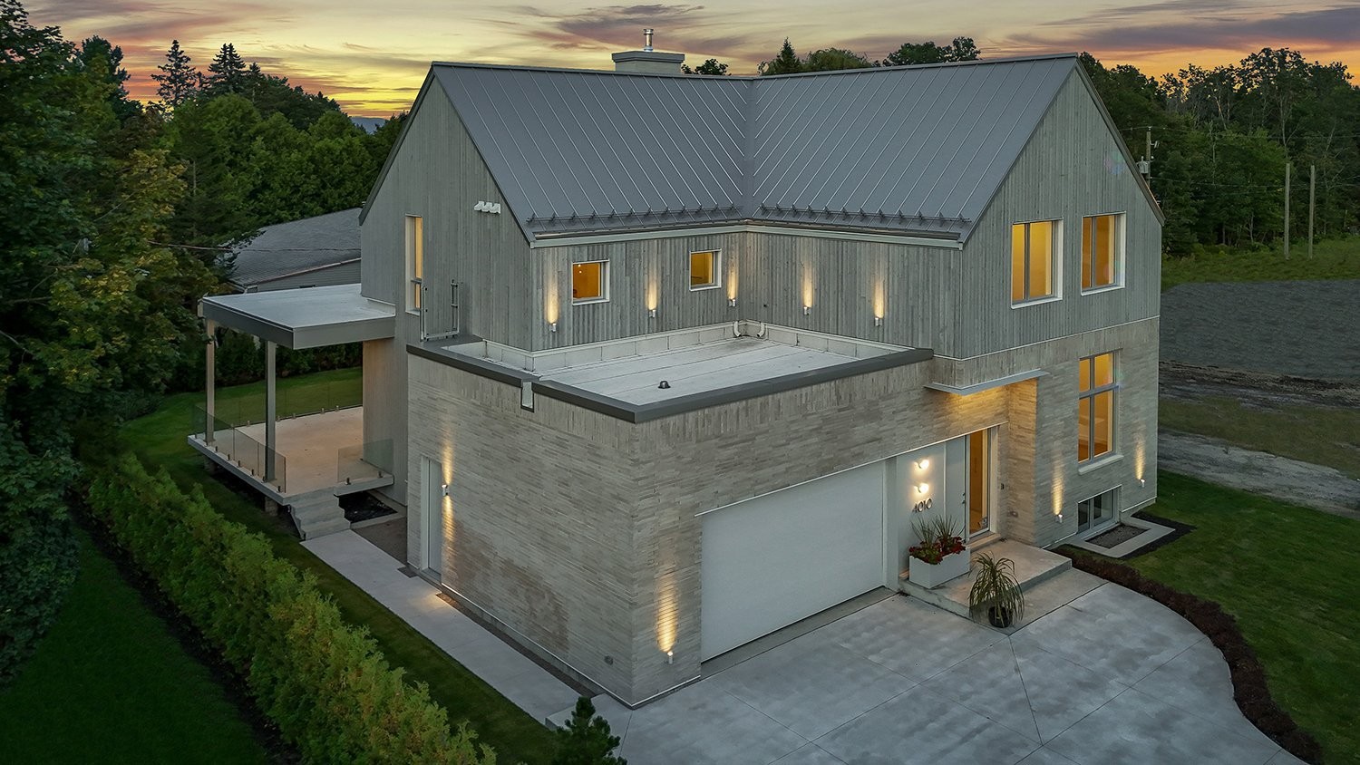 









4010


Rue de la Fougère

,
Saint-Bruno-de-Montarville,




QC
J3V4P6

