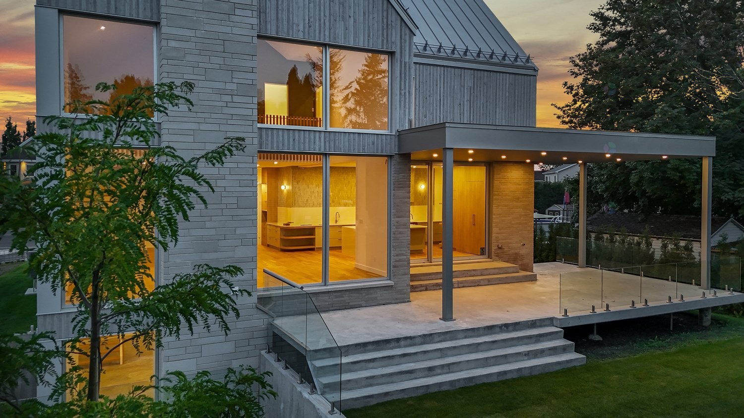 









4010


Rue de la Fougère

,
Saint-Bruno-de-Montarville,




QC
J3V4P6

