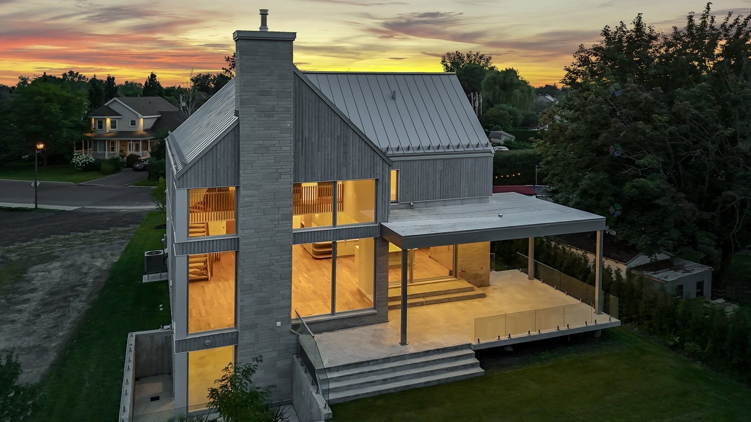 









4010


Rue de la Fougère

,
Saint-Bruno-de-Montarville,




QC
J3V4P6

