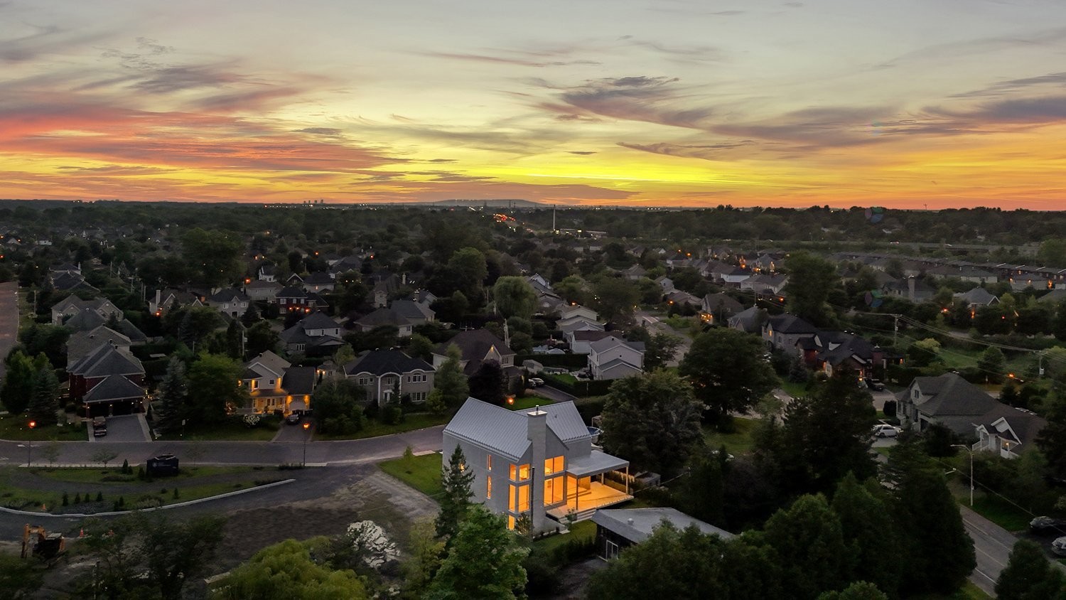 









4010


Rue de la Fougère

,
Saint-Bruno-de-Montarville,




QC
J3V4P6

