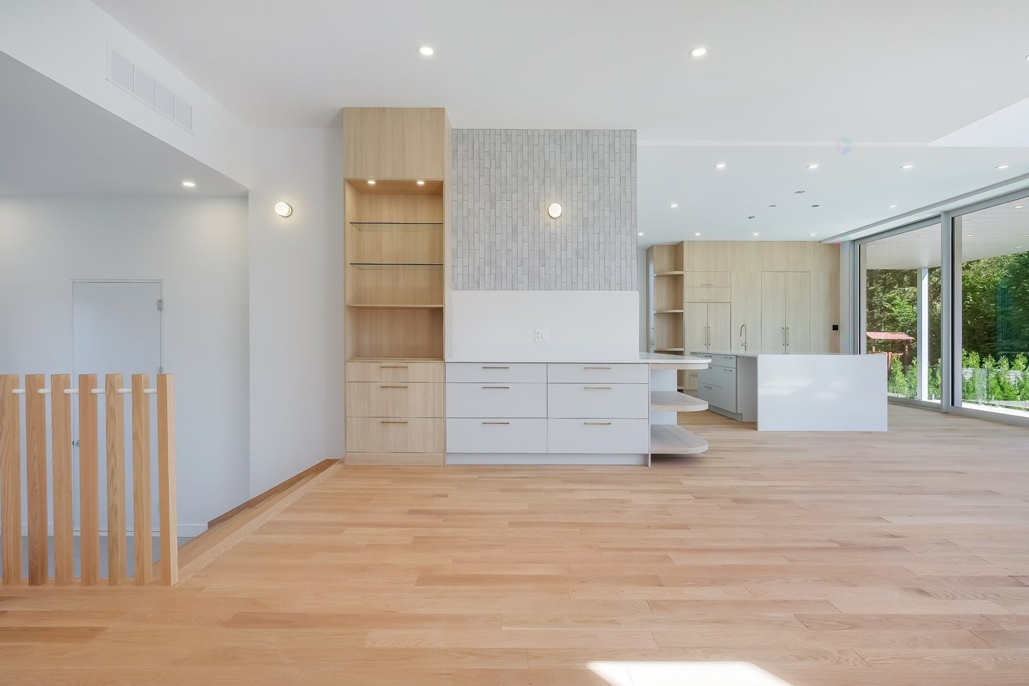 









4010


Rue de la Fougère

,
Saint-Bruno-de-Montarville,




QC
J3V4P6

