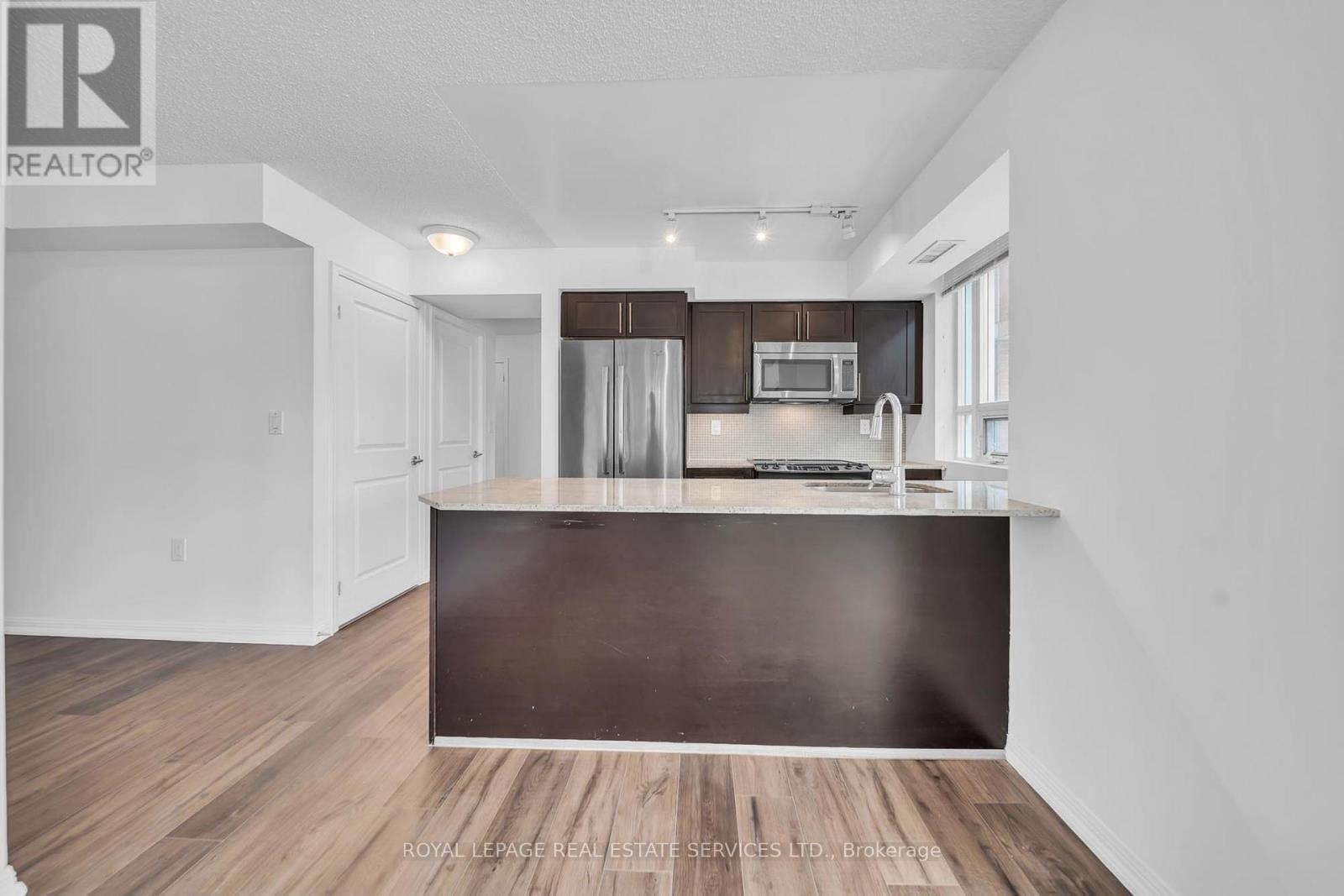 












502 - 125 WESTERN BATTERY ROAD

,
Toronto,




Ontario
M6K3R8

