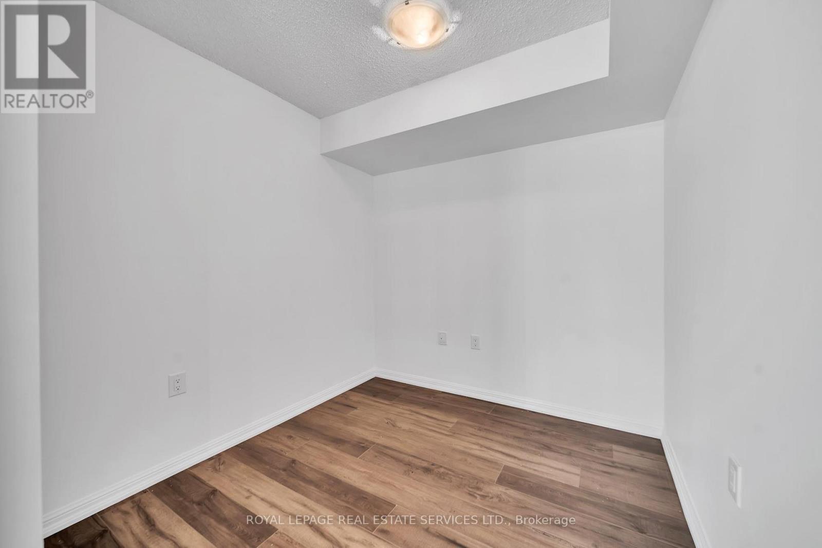 












502 - 125 WESTERN BATTERY ROAD

,
Toronto,




Ontario
M6K3R8

