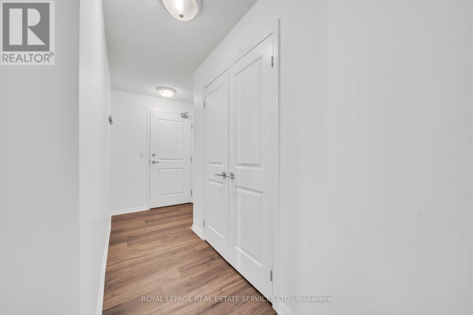 












502 - 125 WESTERN BATTERY ROAD

,
Toronto,




Ontario
M6K3R8

