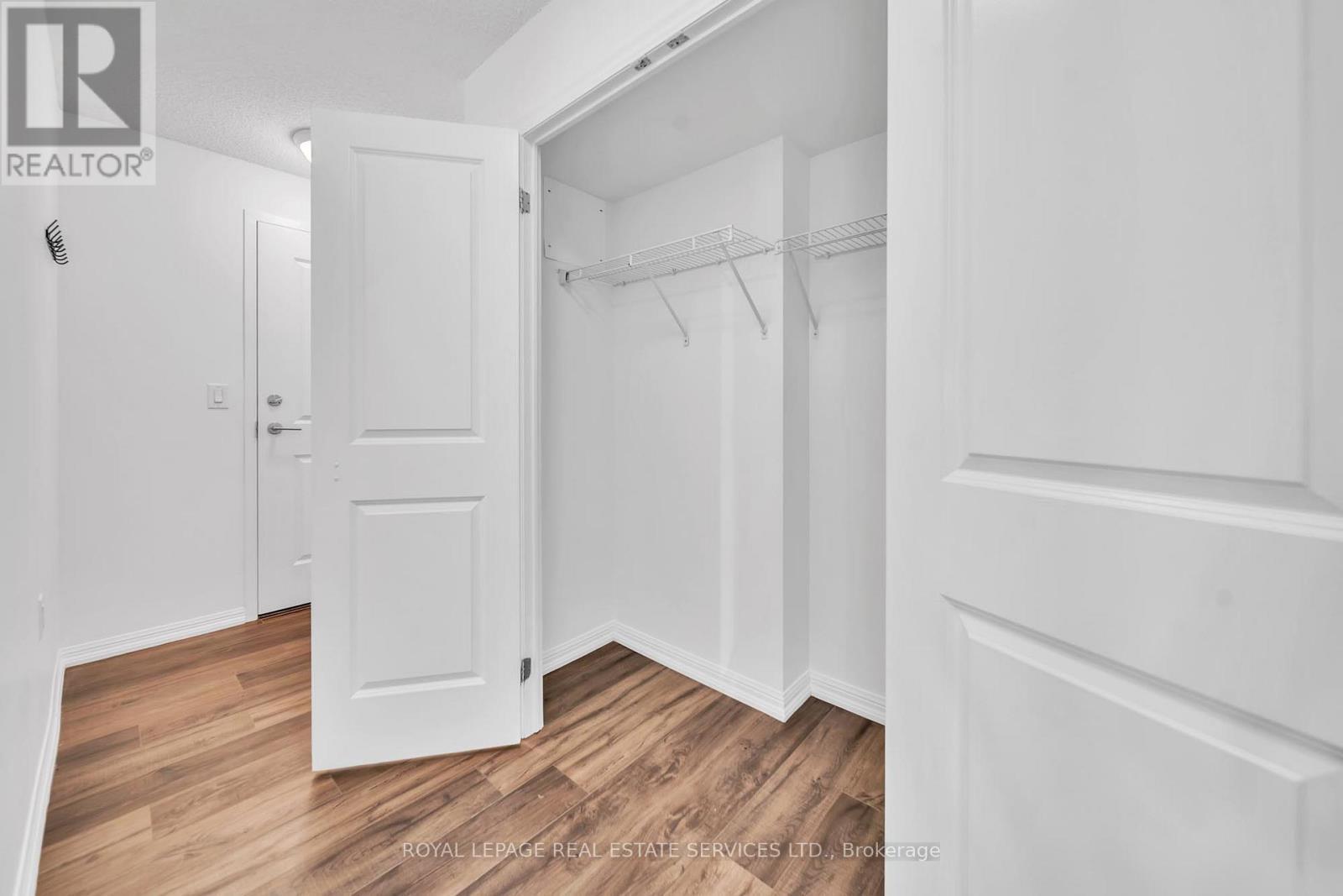 












502 - 125 WESTERN BATTERY ROAD

,
Toronto,




Ontario
M6K3R8

