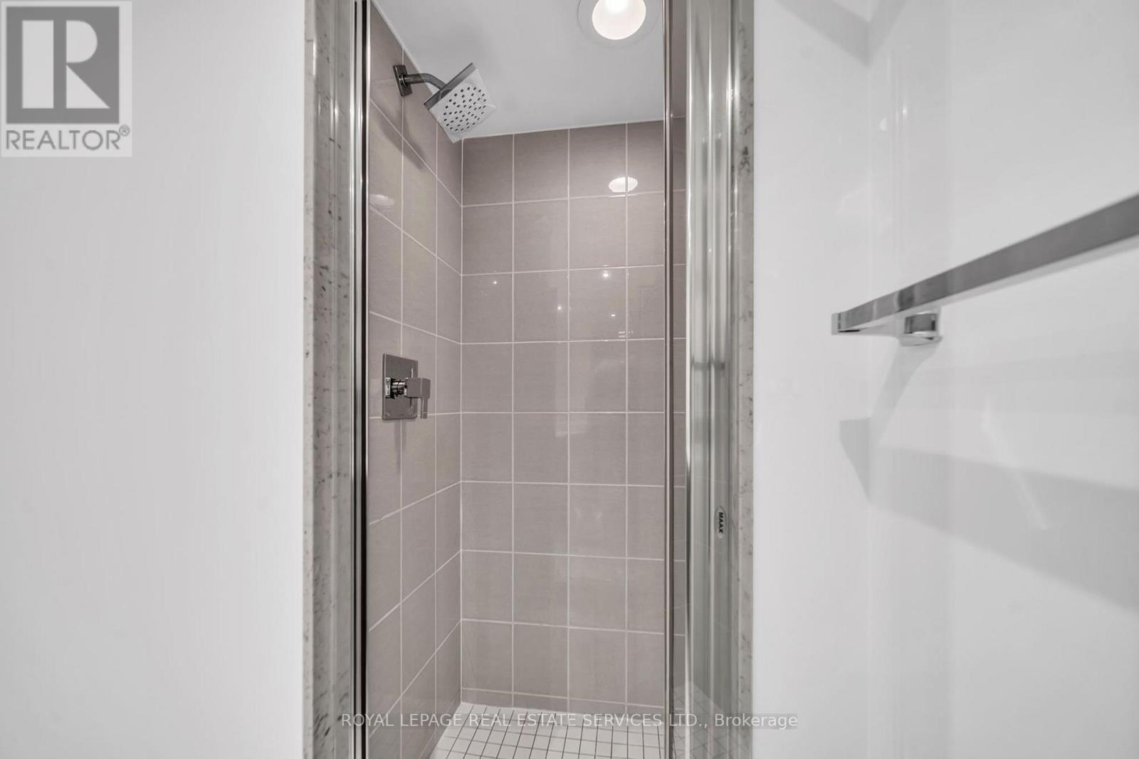 












502 - 125 WESTERN BATTERY ROAD

,
Toronto,




Ontario
M6K3R8

