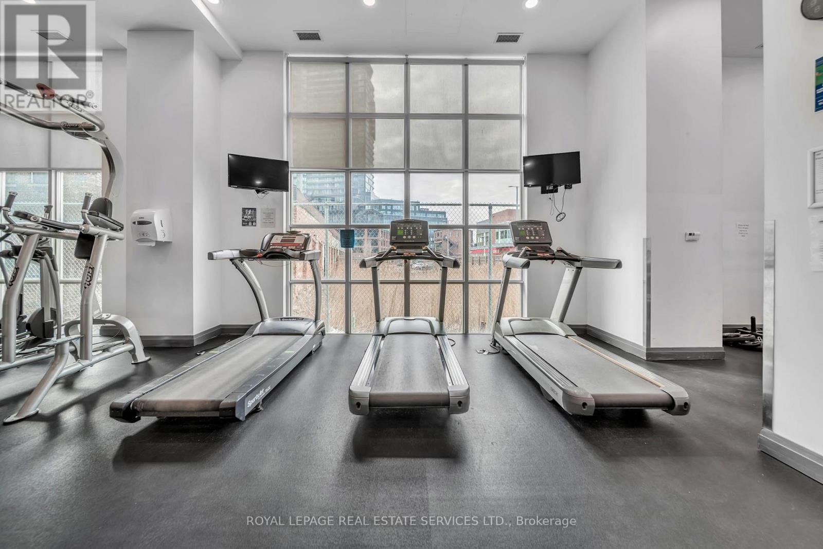 












502 - 125 WESTERN BATTERY ROAD

,
Toronto,




Ontario
M6K3R8

