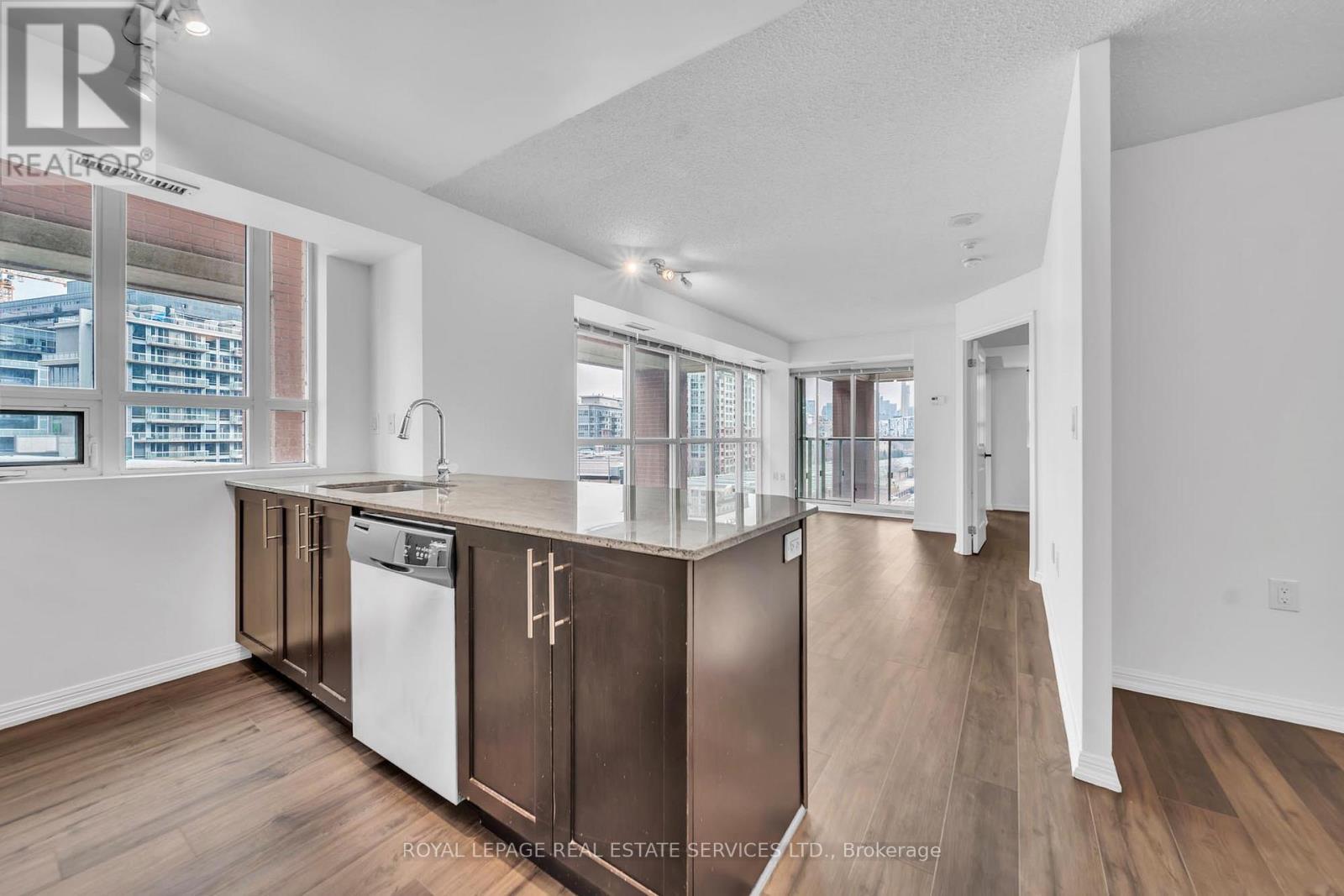 












502 - 125 WESTERN BATTERY ROAD

,
Toronto,




Ontario
M6K3R8

