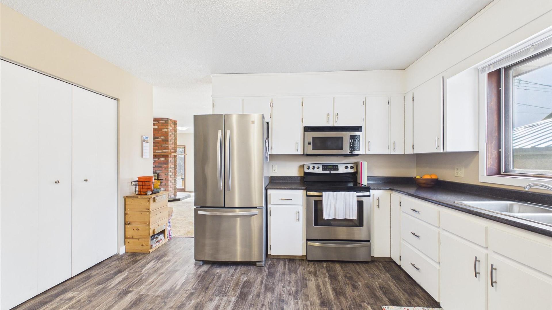 









419


Lindsay

Street,
Kimberley,




BC
V1A 1L7

