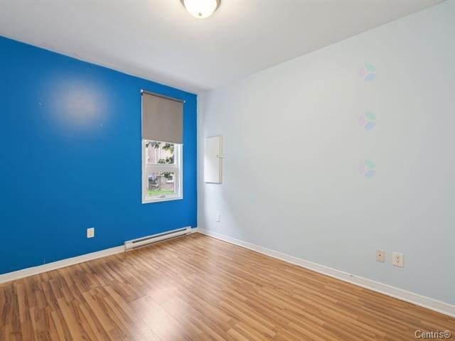 









62


Rue de l'Emerald

, 1,
Gatineau (Aylmer),




QC
J9J1N4

