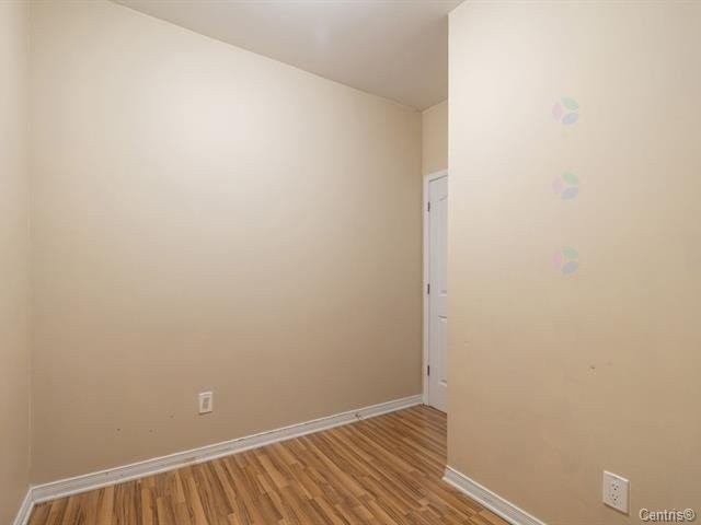 









62


Rue de l'Emerald

, 1,
Gatineau (Aylmer),




QC
J9J1N4

