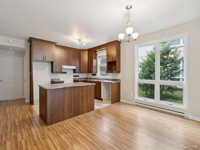 









62


Rue de l'Emerald

, 1,
Gatineau (Aylmer),




QC
J9J1N4

