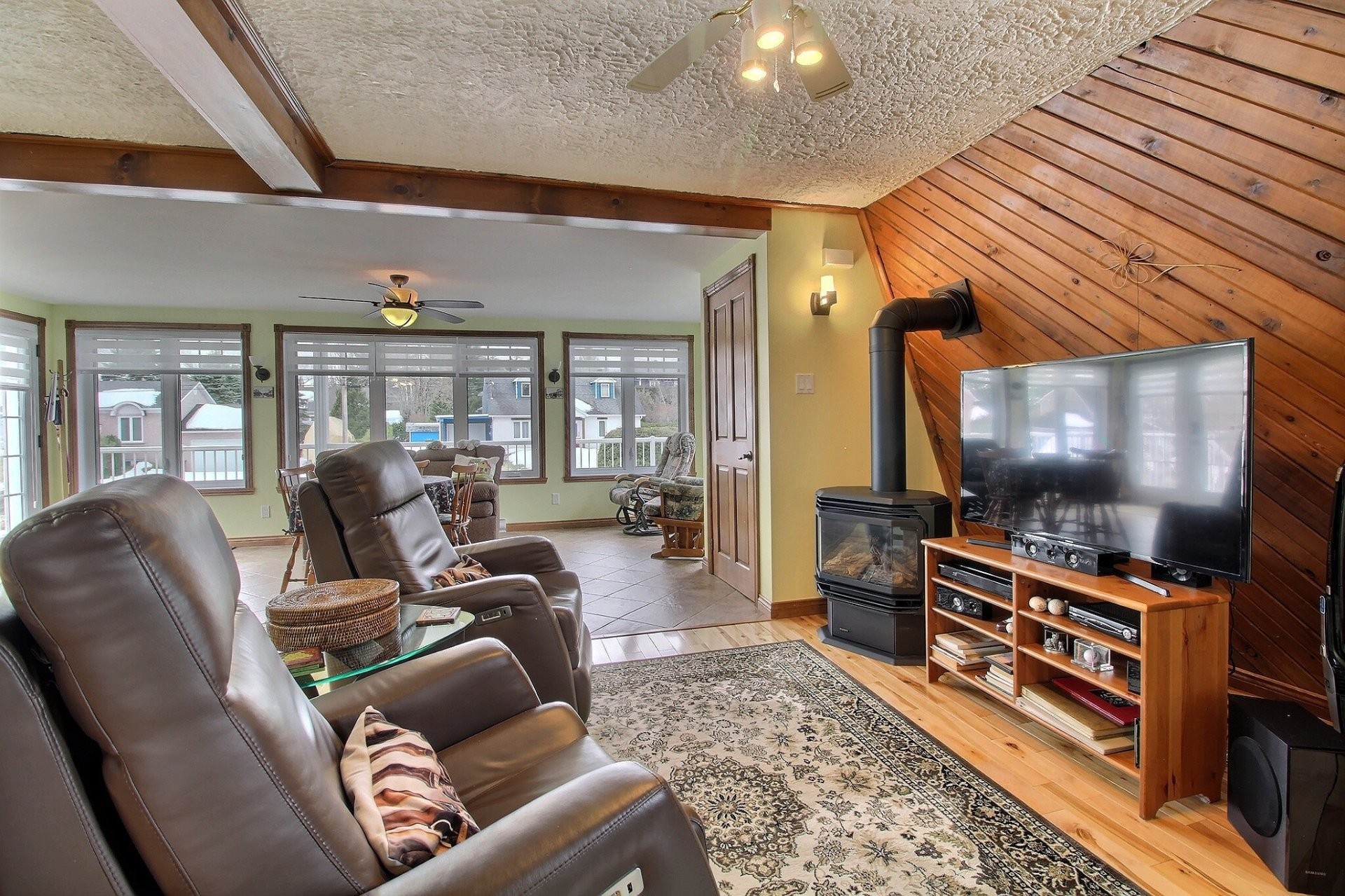 









2260


Rue Galipeau

,
Magog,




QC
J1X5V1

