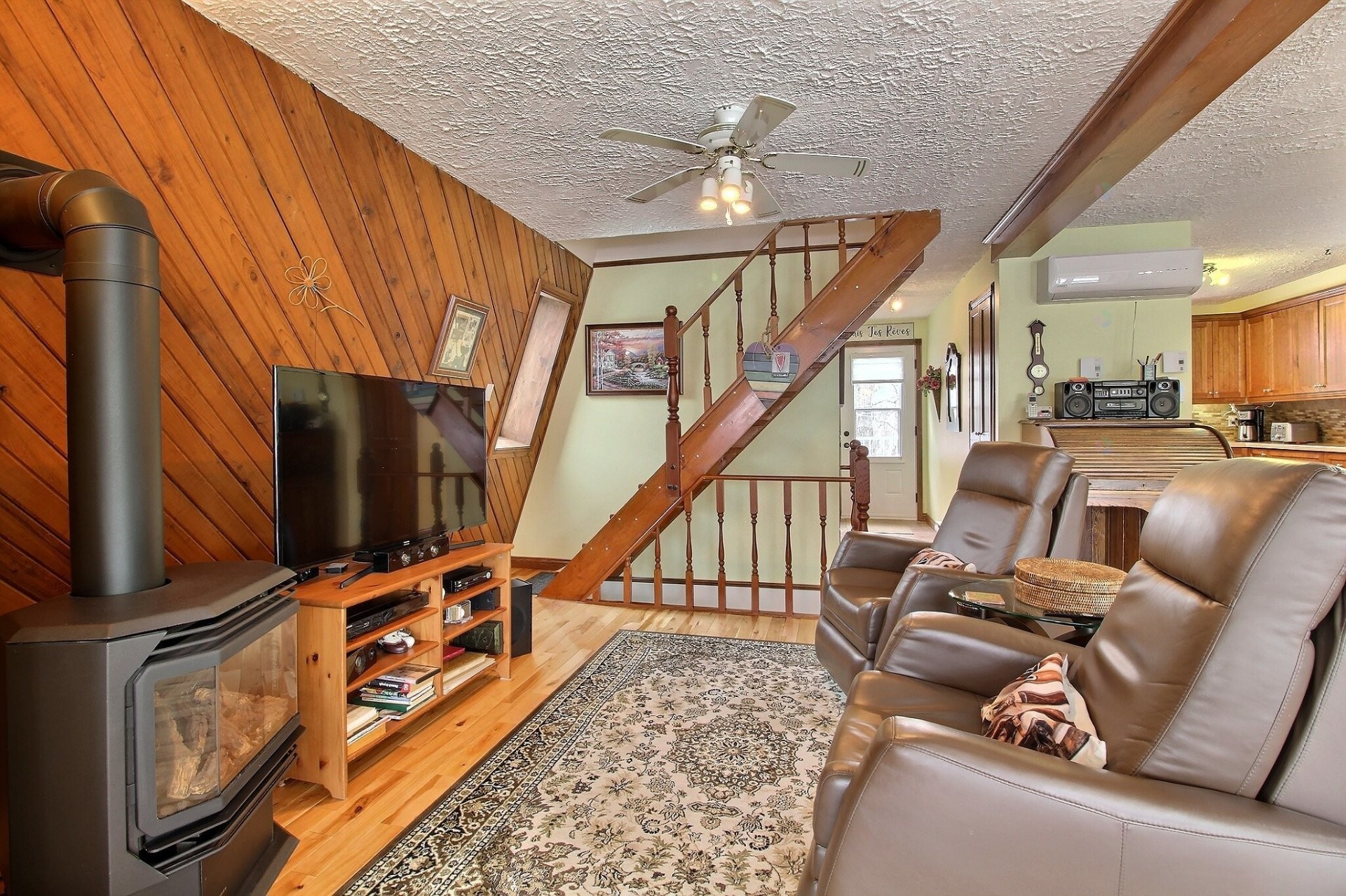 









2260


Rue Galipeau

,
Magog,




QC
J1X5V1

