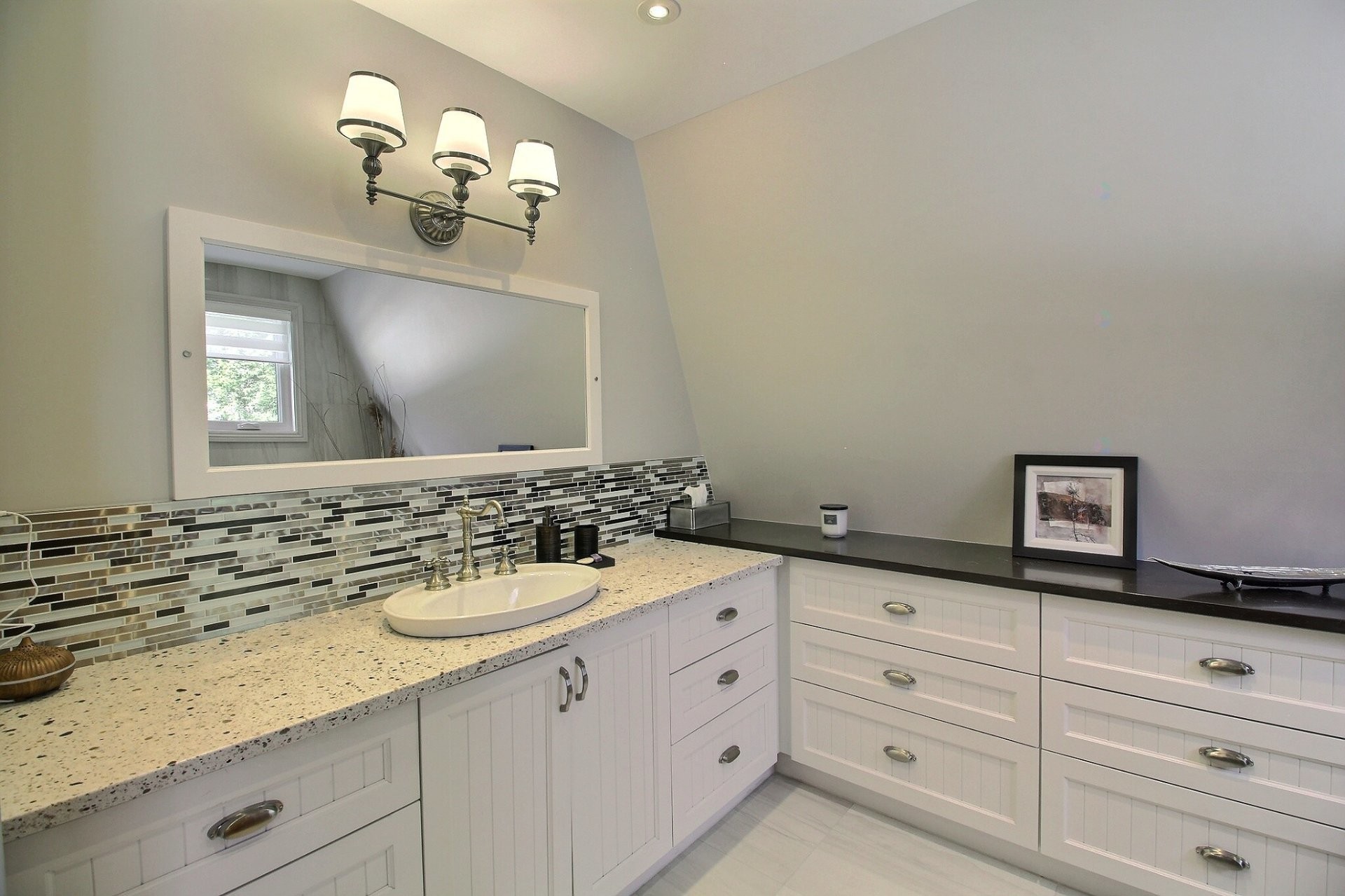 









2260


Rue Galipeau

,
Magog,




QC
J1X5V1

