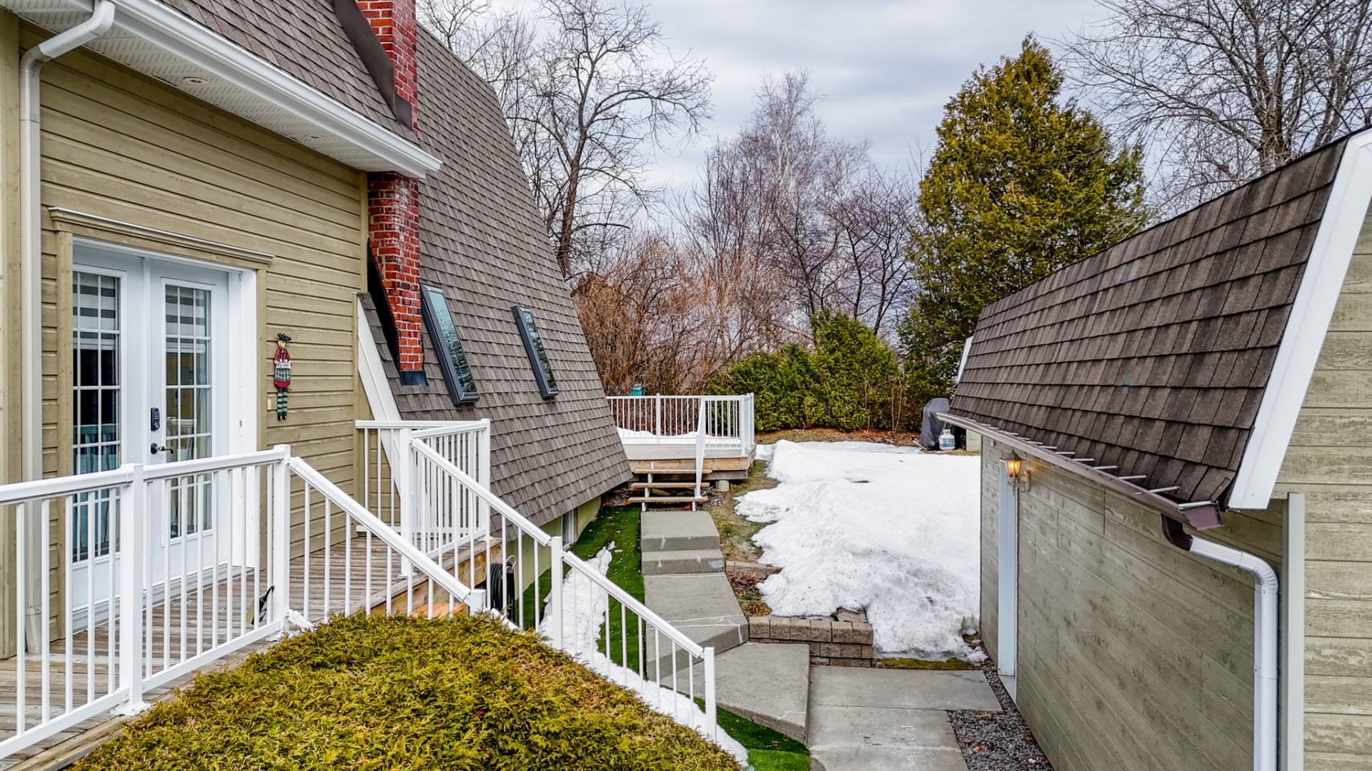 









2260


Rue Galipeau

,
Magog,




QC
J1X5V1

