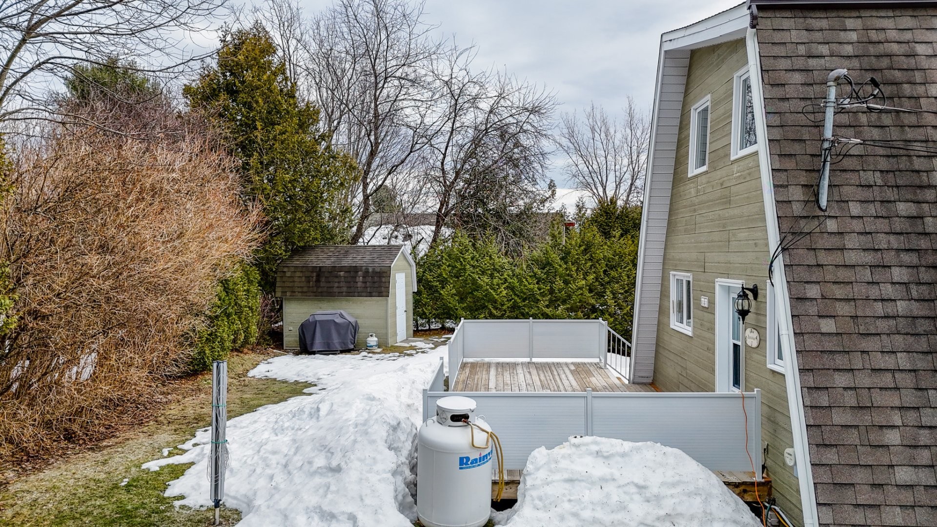 









2260


Rue Galipeau

,
Magog,




QC
J1X5V1

