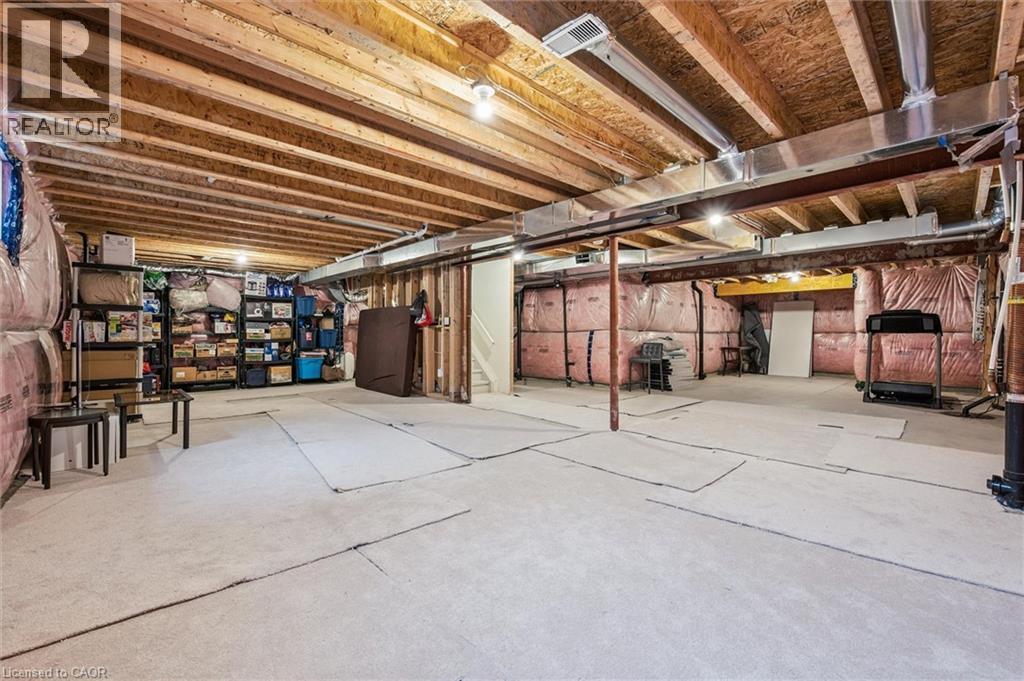 












228 RIDGE Road

,
Cambridge,




Ontario
N2E0C2

