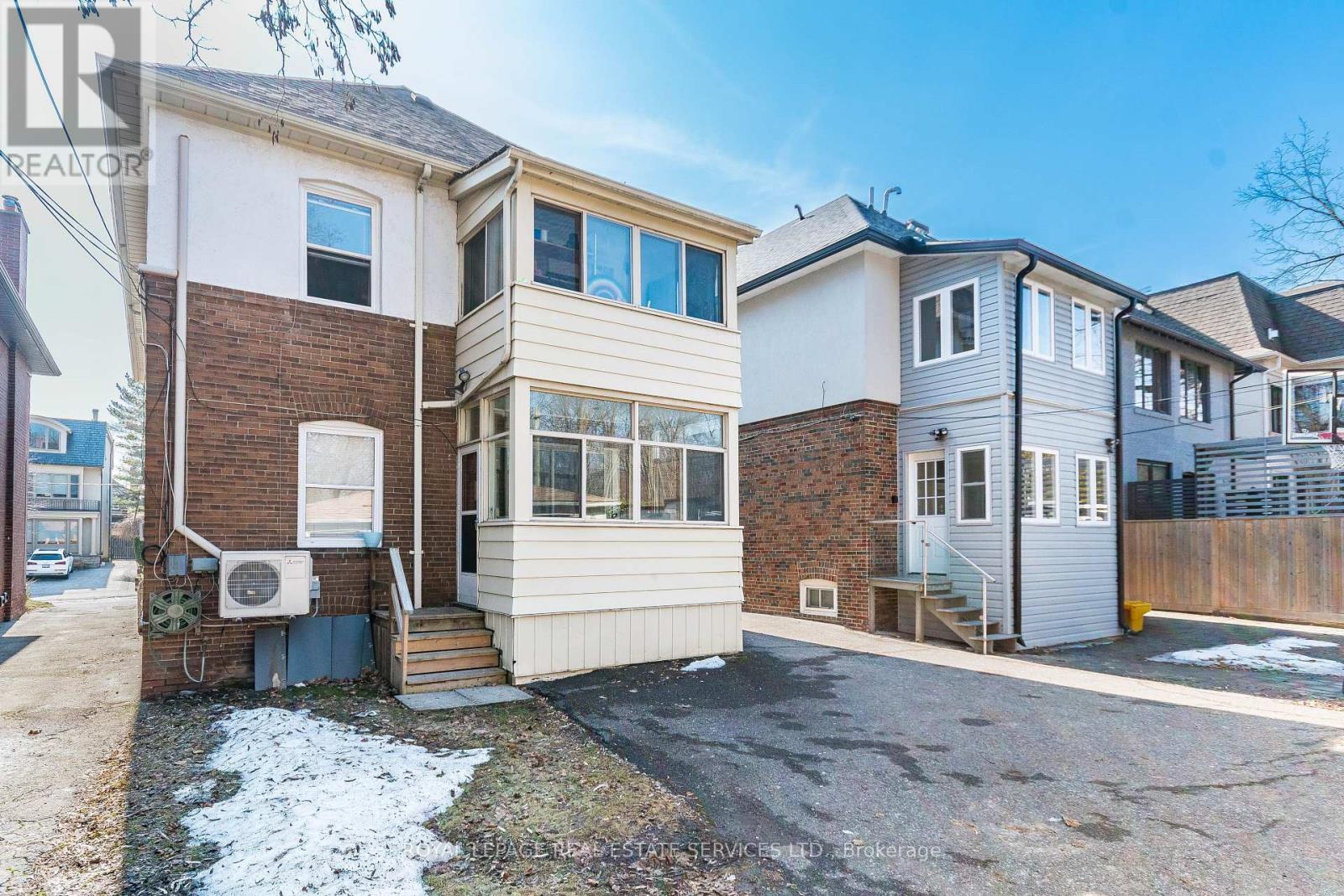 












14 KILBARRY ROAD

,
Toronto,




Ontario
M5P1K5

