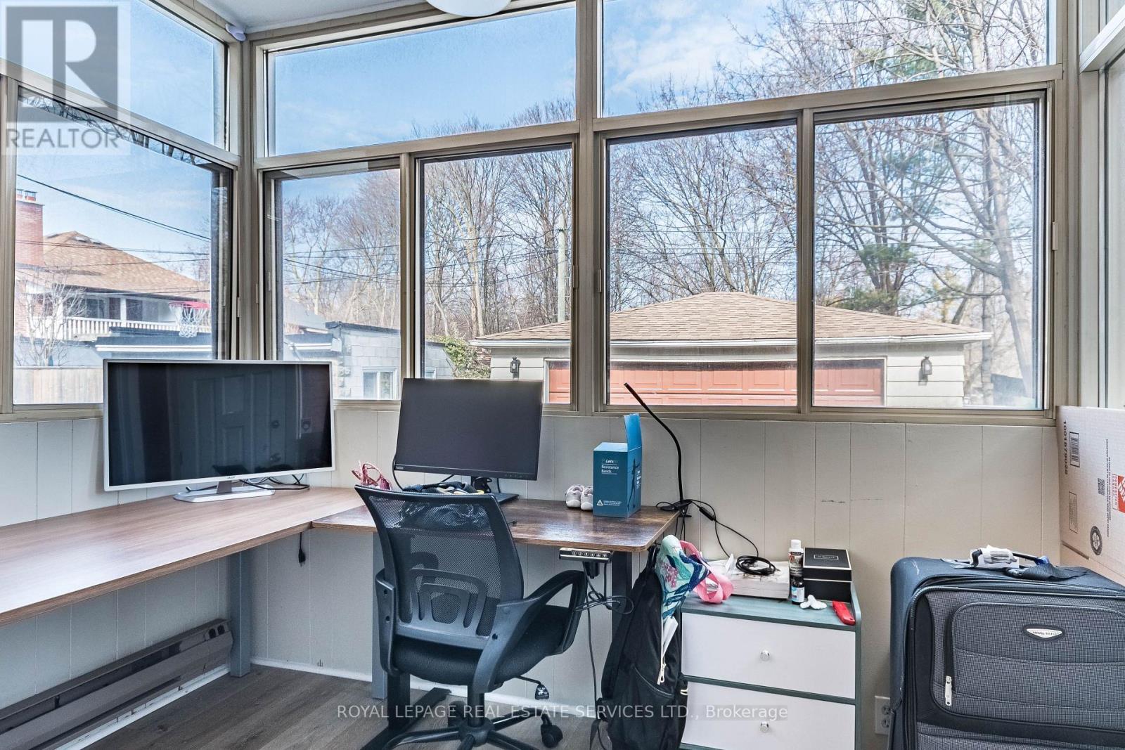 












14 KILBARRY ROAD

,
Toronto,




Ontario
M5P1K5

